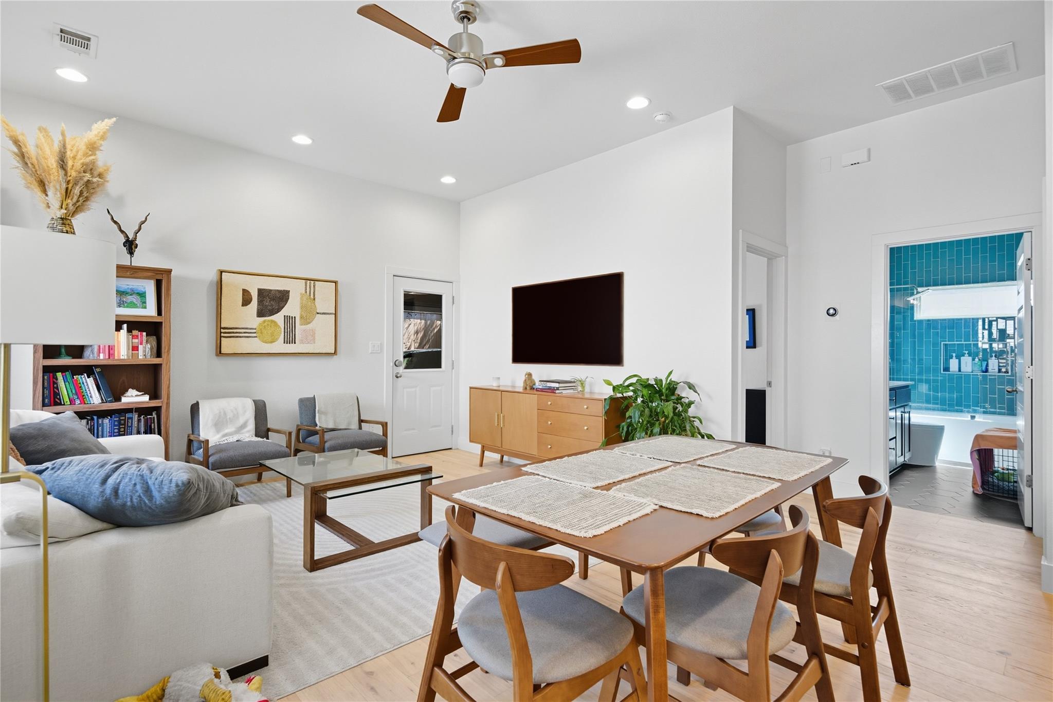 2007 Sl Davis Ave # B, Austin, TX 78702