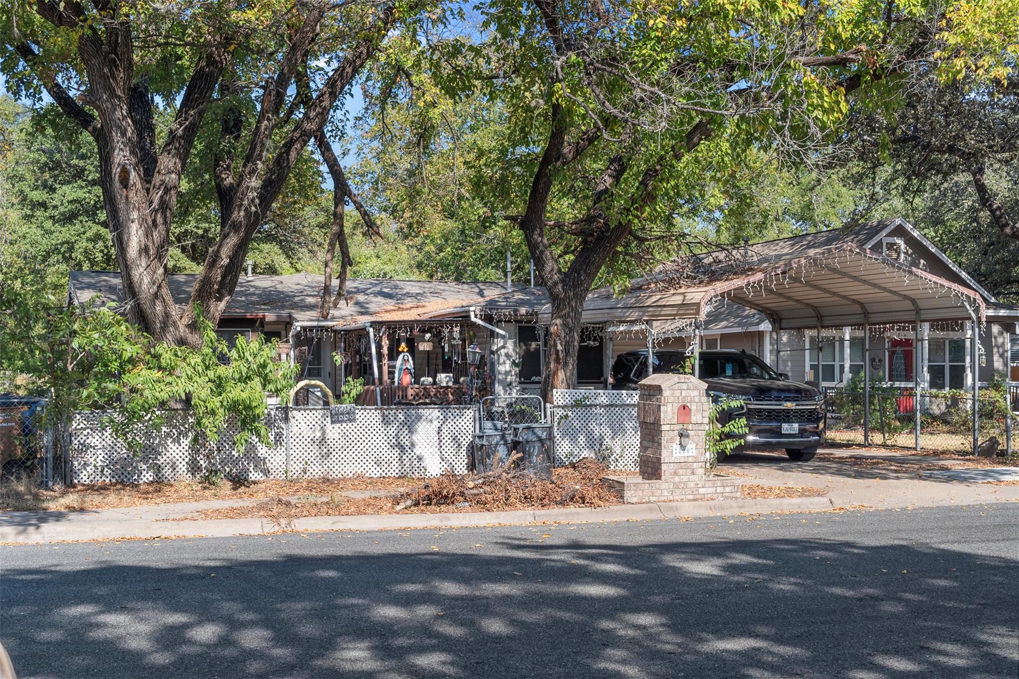 800 Vargas Rd, Austin, TX 78741