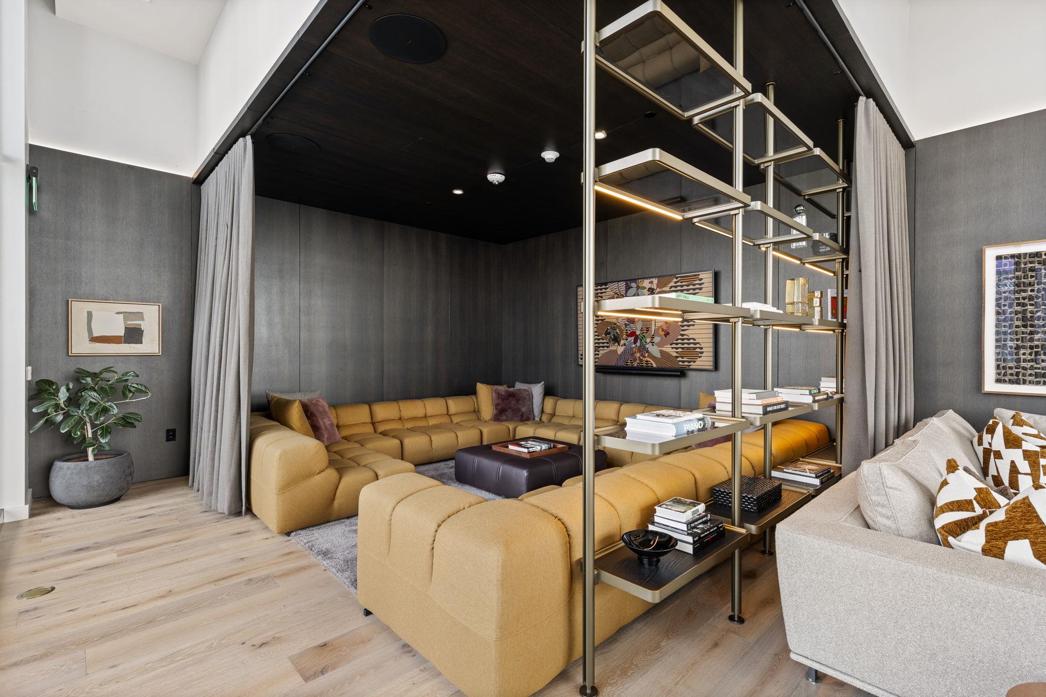 610 Davis St # 4008, Austin, TX 78701