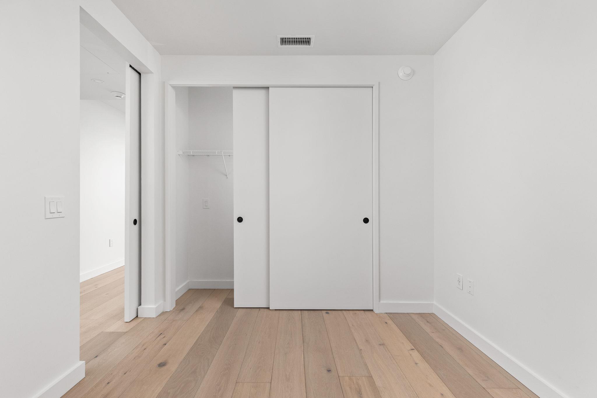 610 Davis St # 4008, Austin, TX 78701