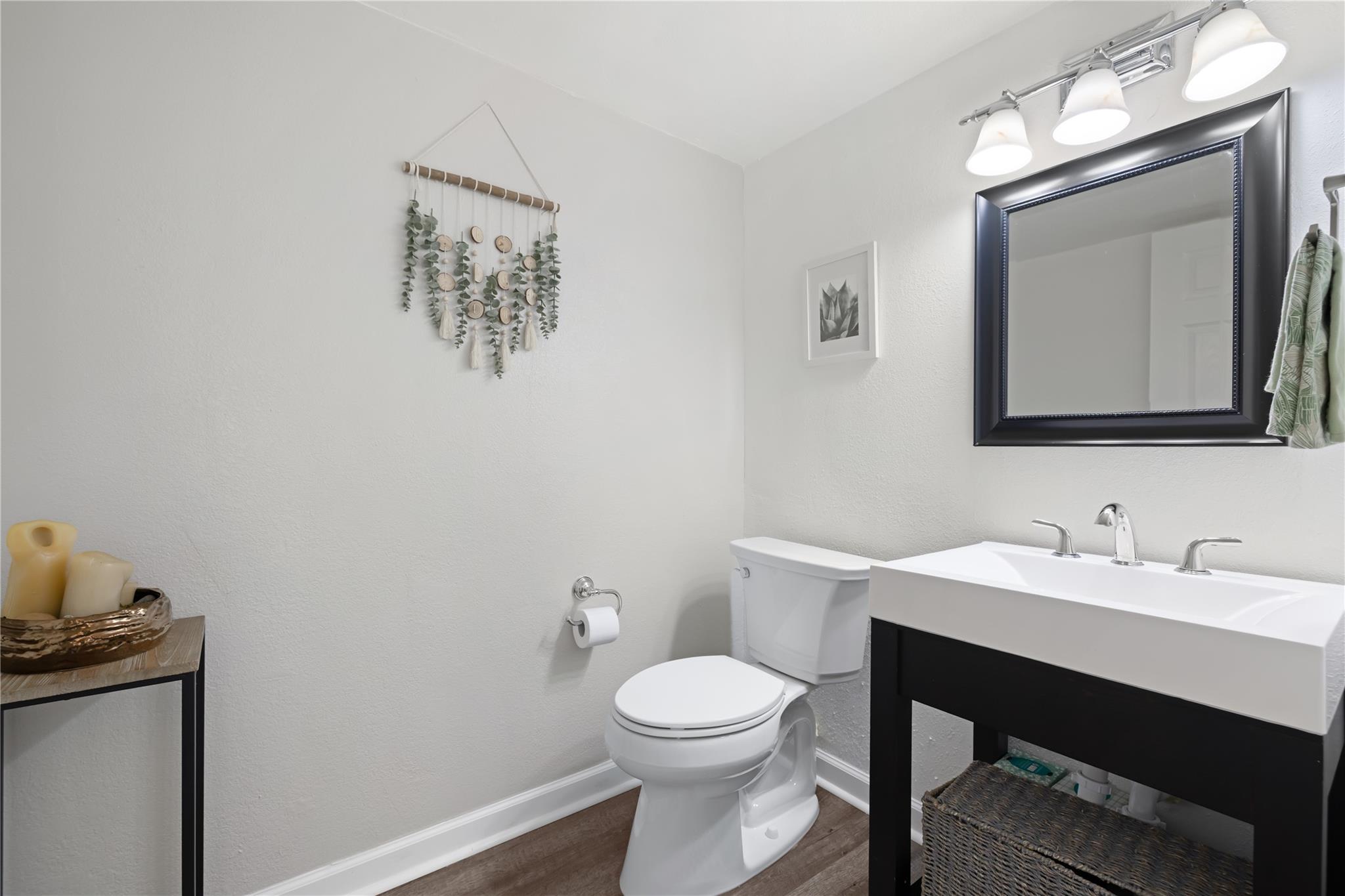 8906 Trone Cir # A, Austin, TX 78758