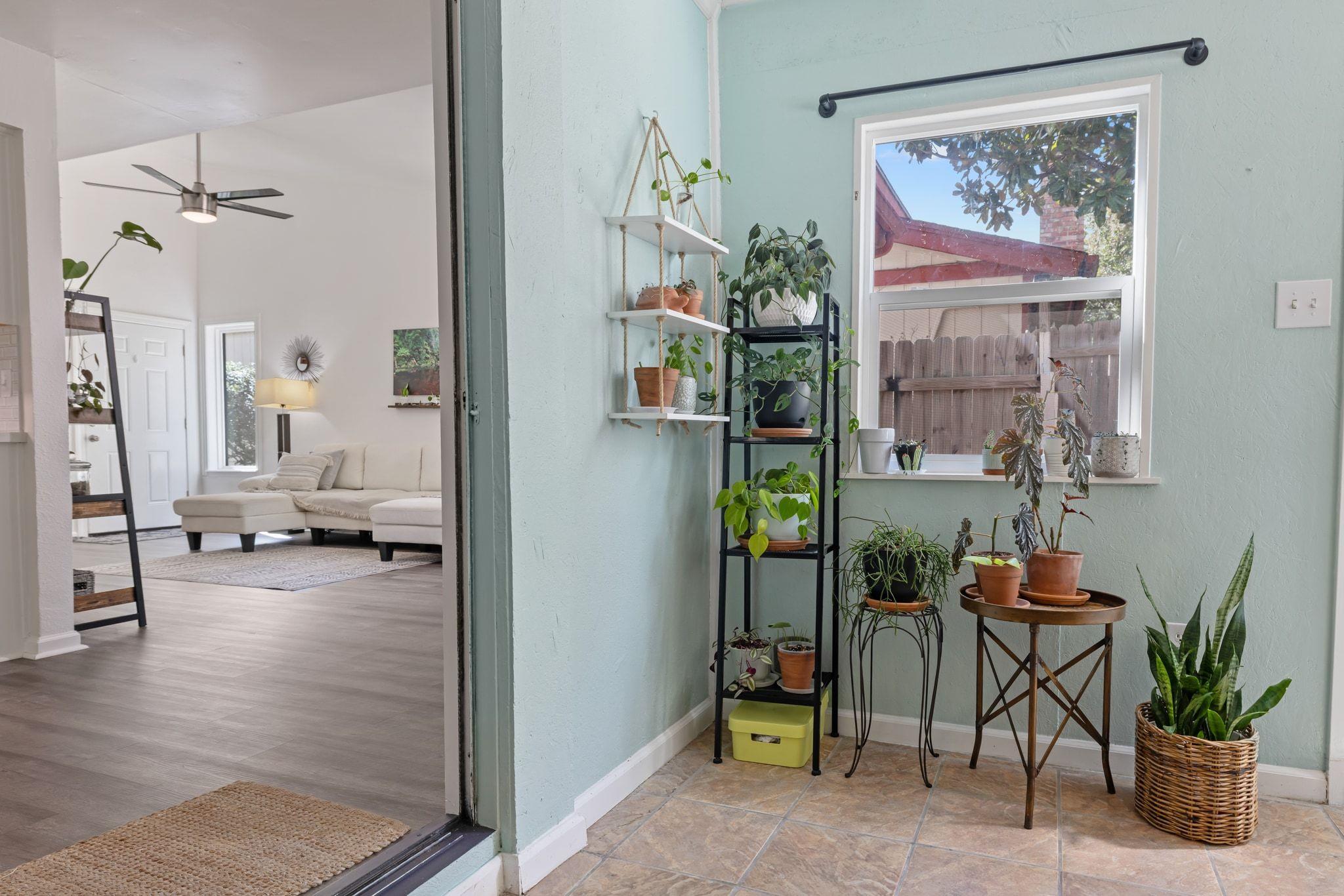 8906 Trone Cir # A, Austin, TX 78758