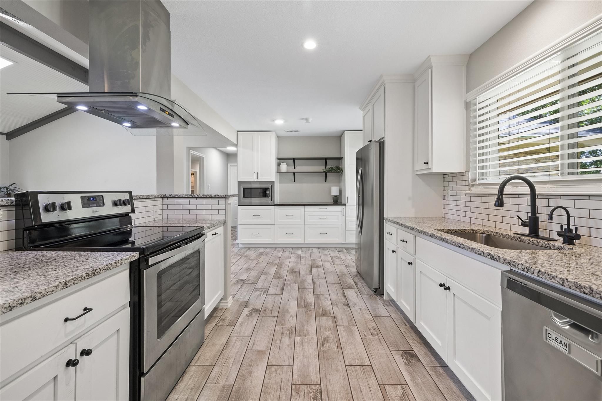 510 Heather Dr, Round Rock, TX 78664