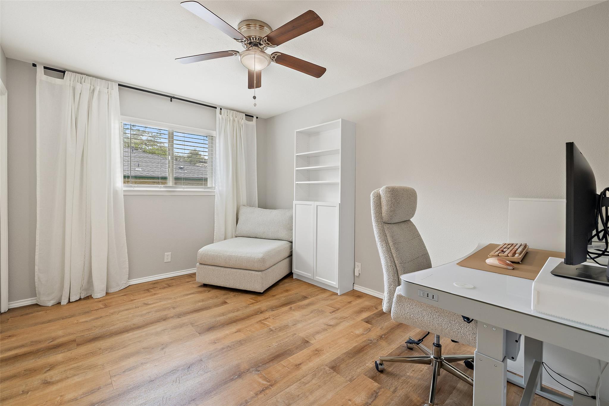 510 Heather Dr, Round Rock, TX 78664