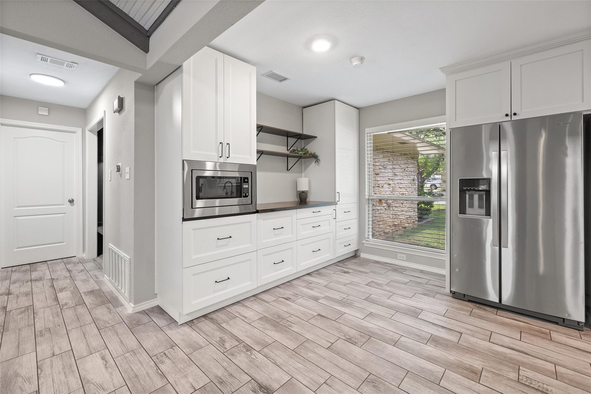 510 Heather Dr, Round Rock, TX 78664