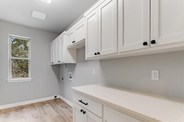 914 W Oak Ridge Dr, Marble Falls, TX 78654