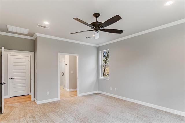 914 W Oak Ridge Dr, Marble Falls, TX 78654