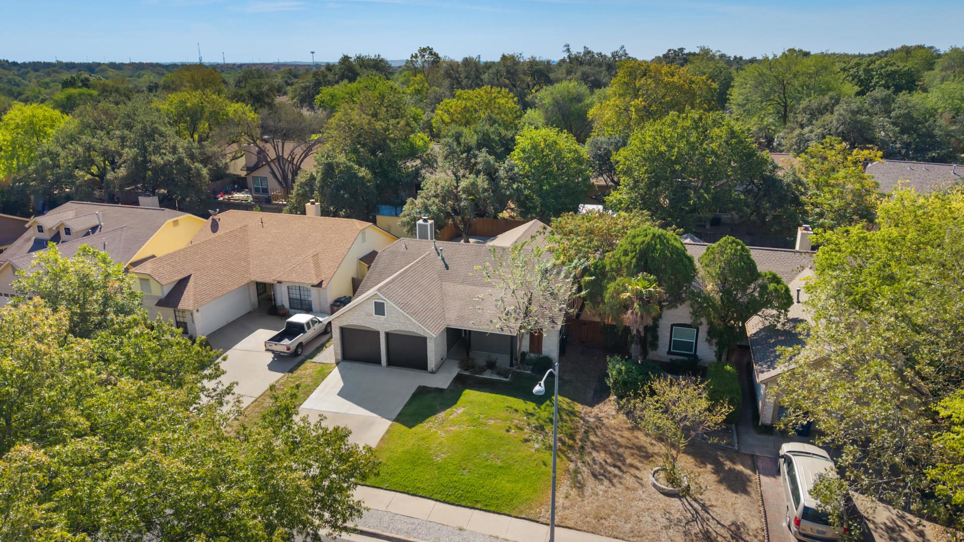 8527 Birmingham Dr, Austin, TX 78748