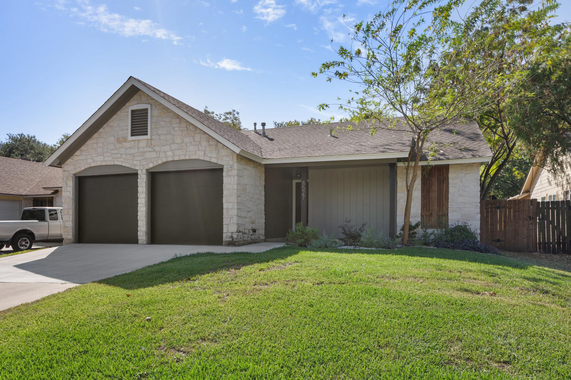 8527 Birmingham Dr, Austin, TX 78748