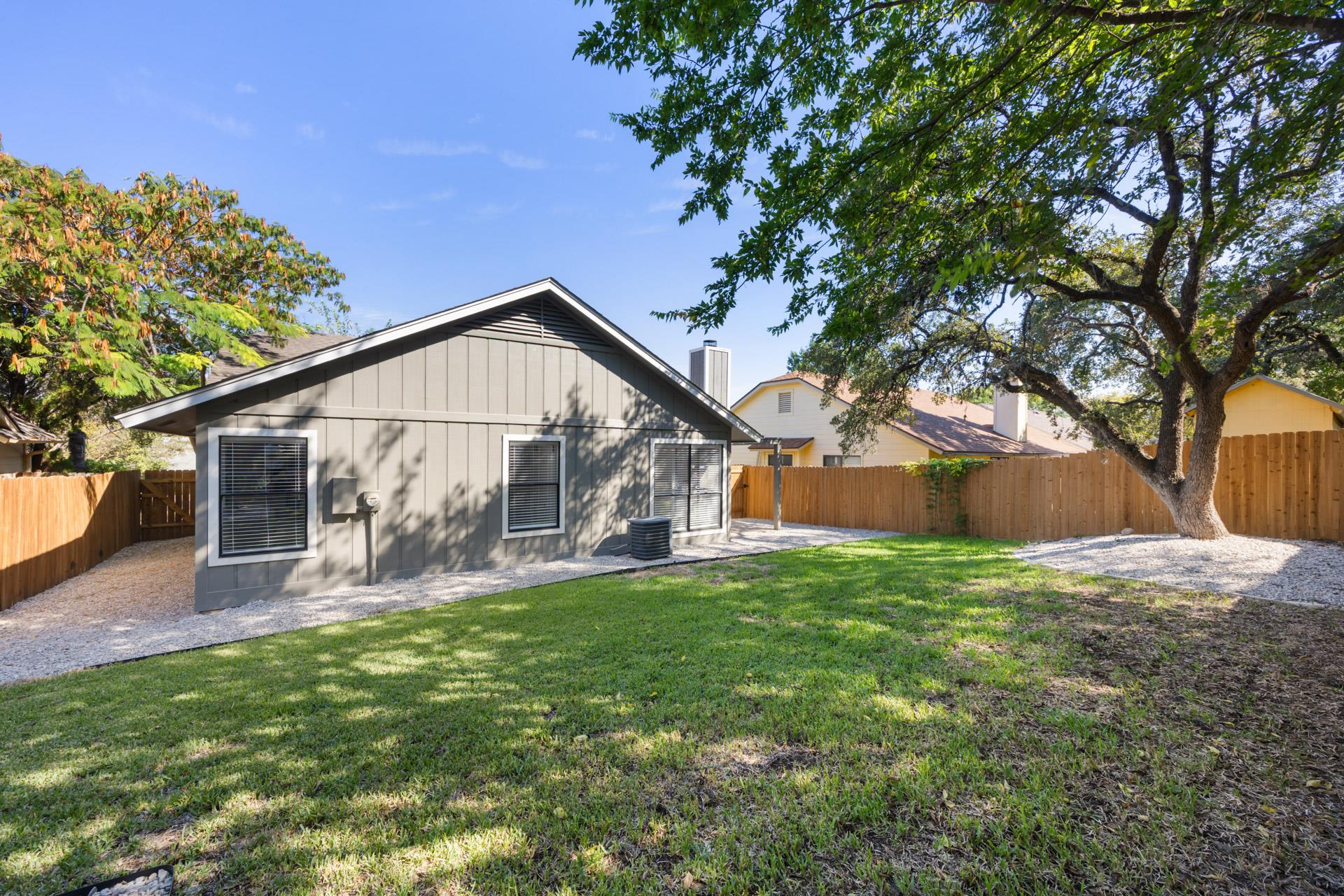 8527 Birmingham Dr, Austin, TX 78748