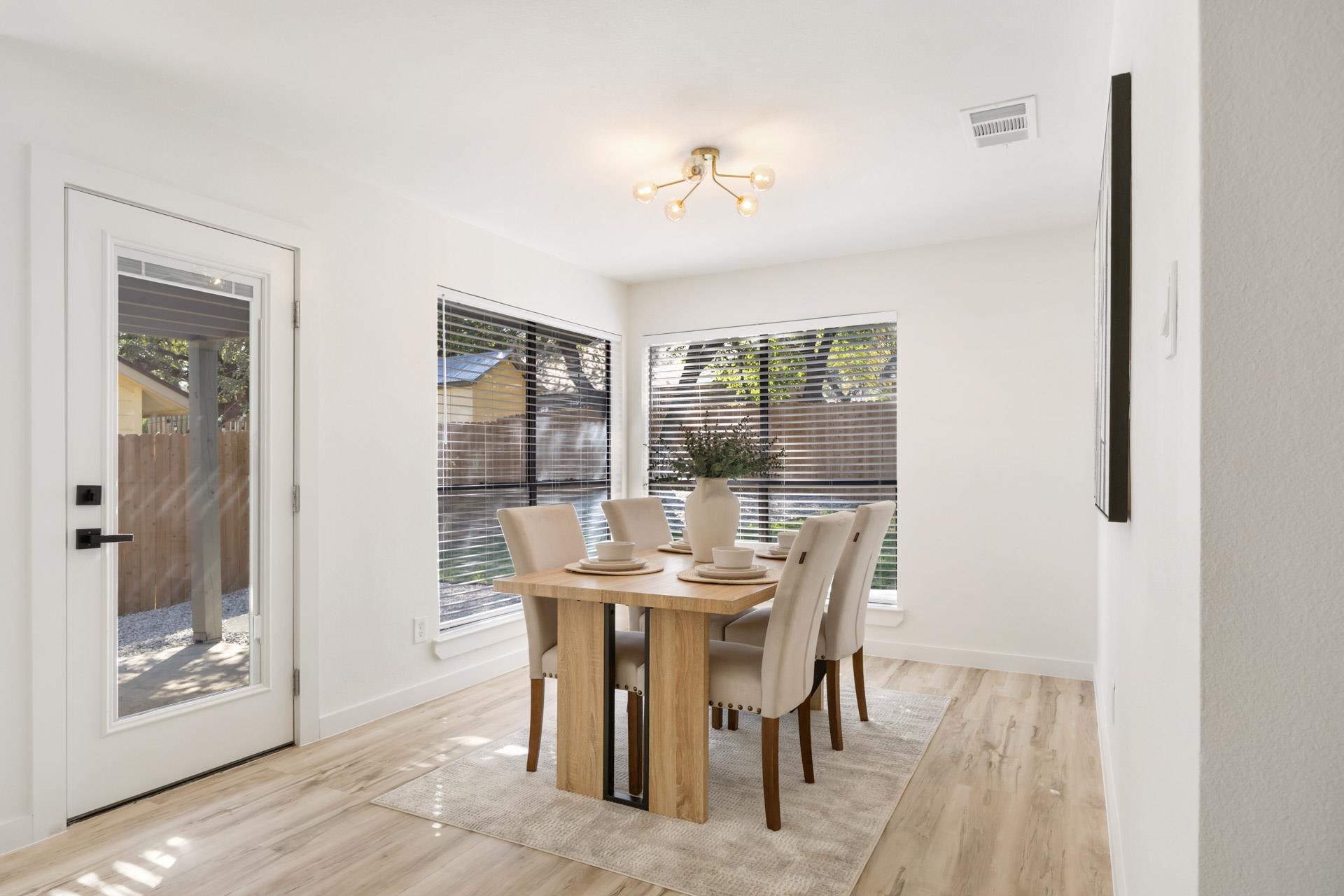 8527 Birmingham Dr, Austin, TX 78748