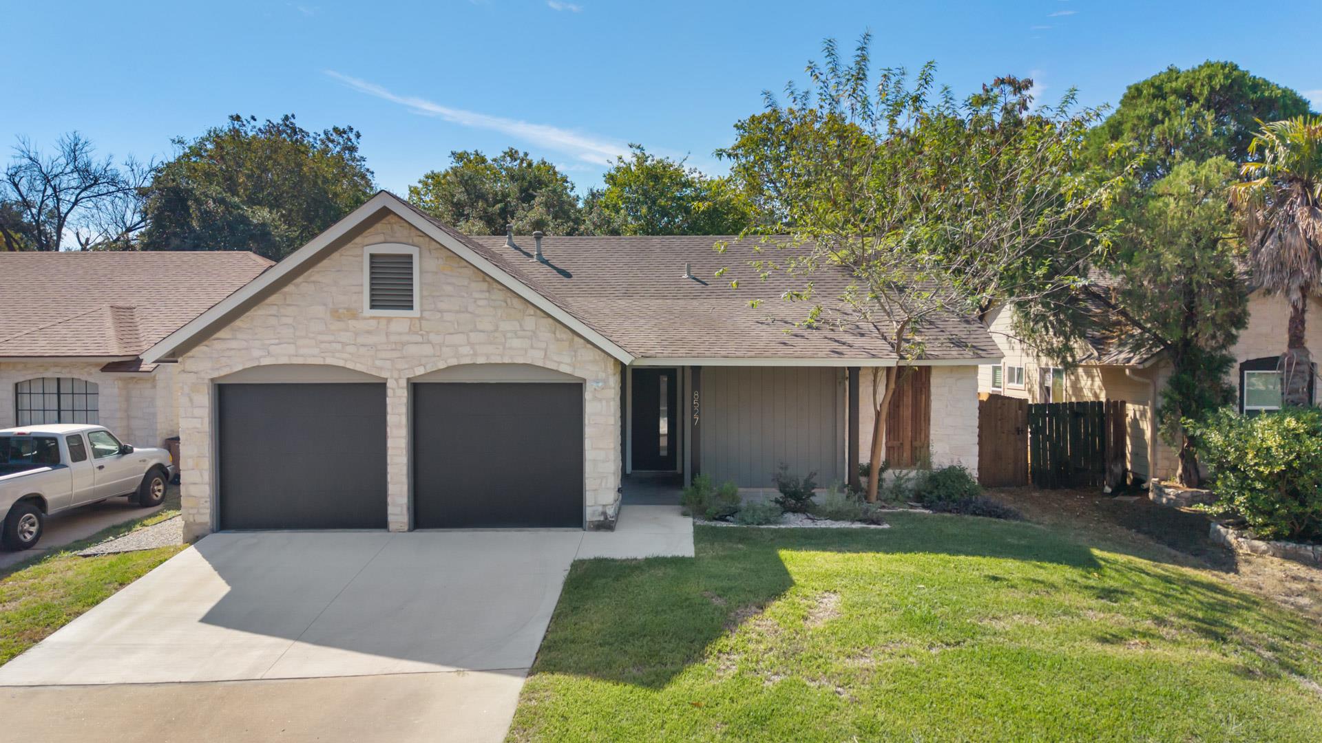 8527 Birmingham Dr, Austin, TX 78748