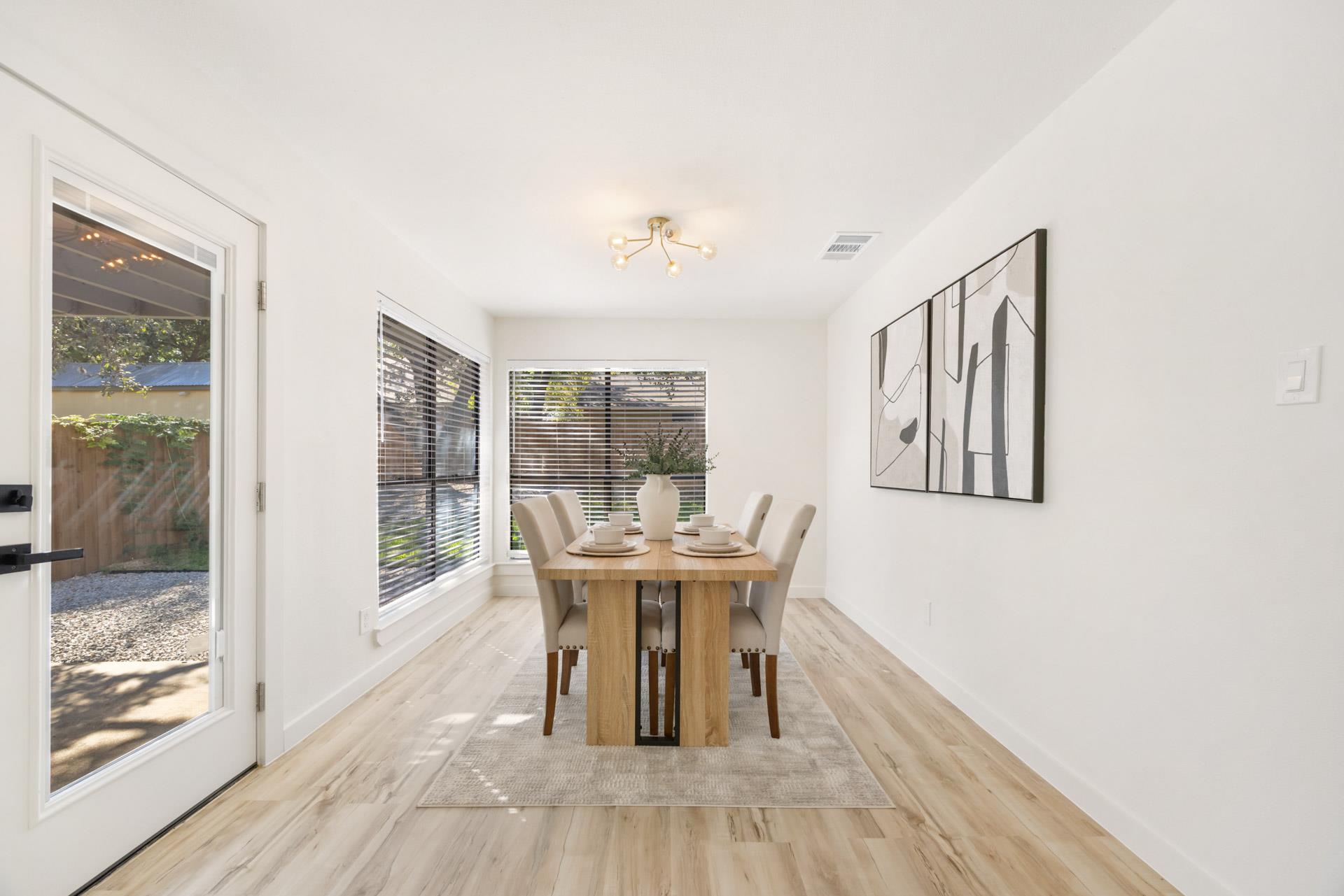 8527 Birmingham Dr, Austin, TX 78748