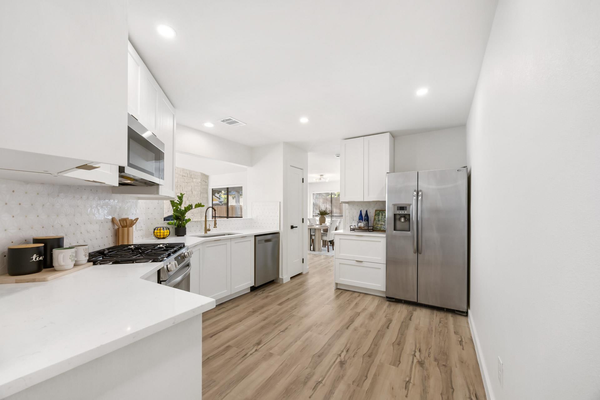 8527 Birmingham Dr, Austin, TX 78748