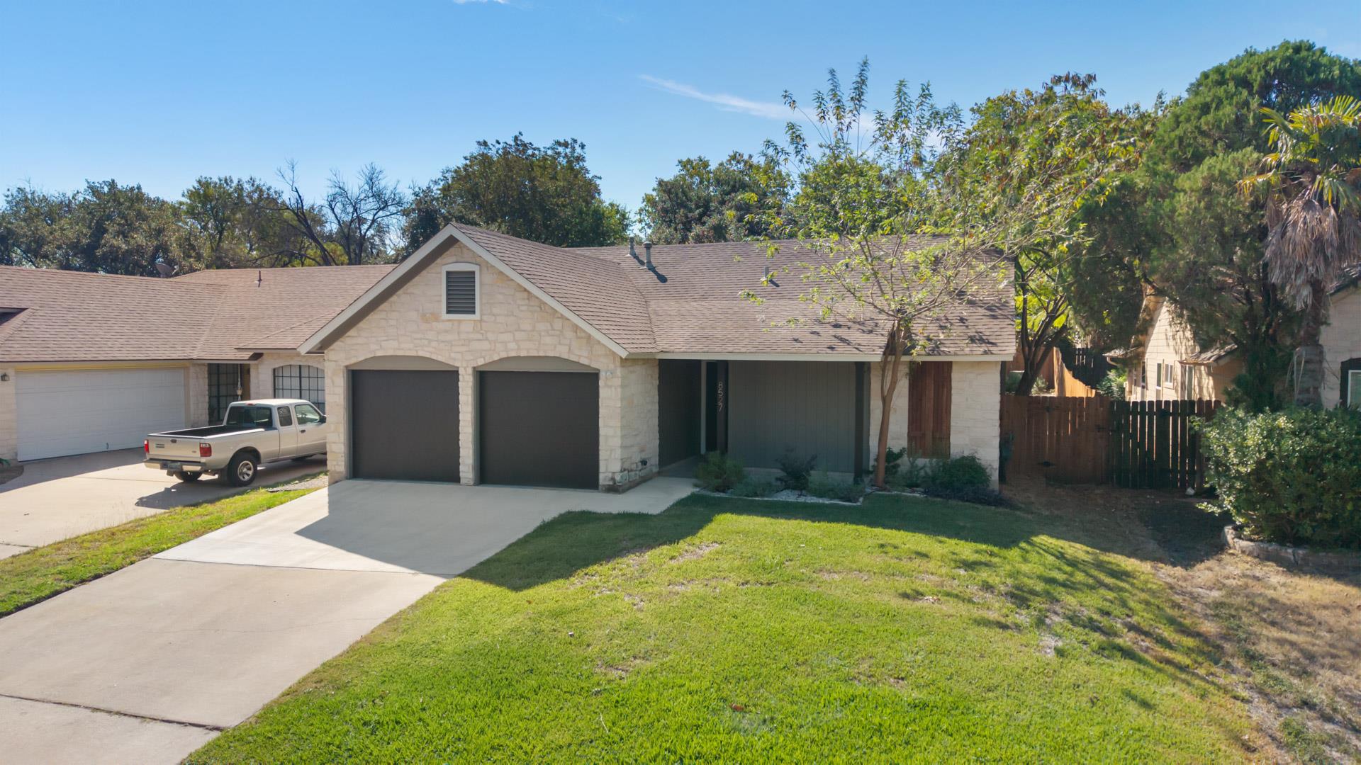 8527 Birmingham Dr, Austin, TX 78748