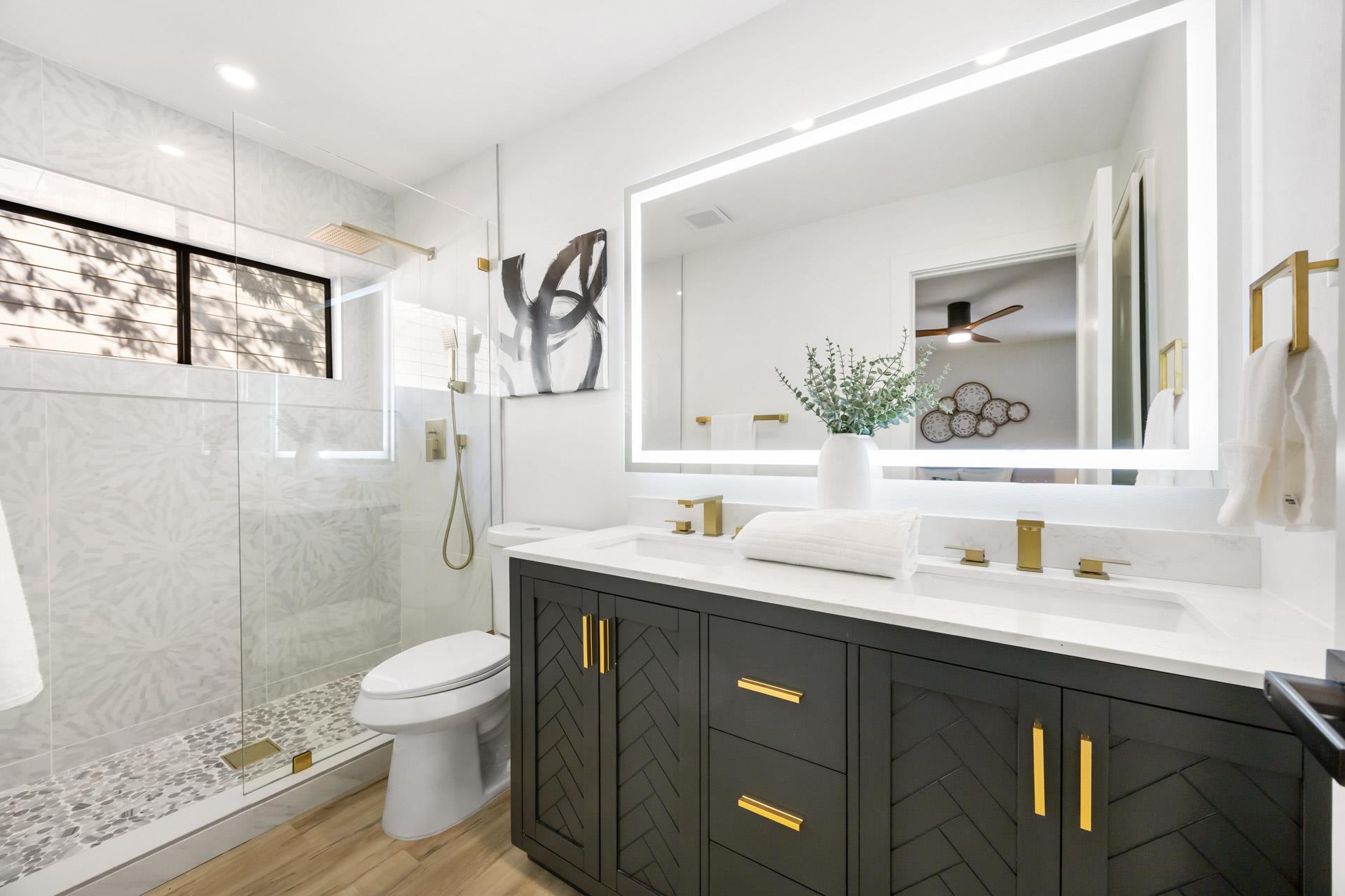 8527 Birmingham Dr, Austin, TX 78748