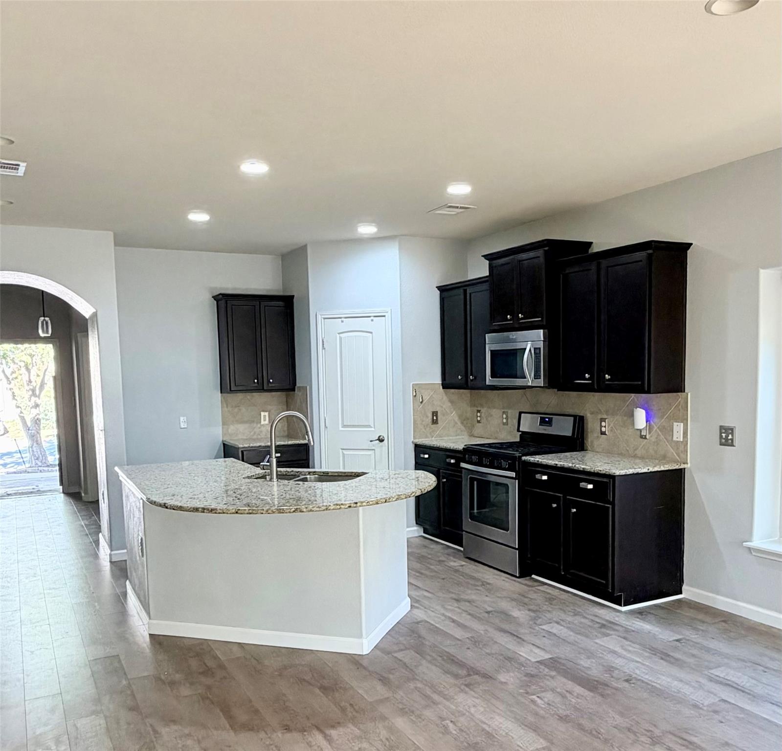 10204 Pinnacle Crest Loop, Austin, TX 78747