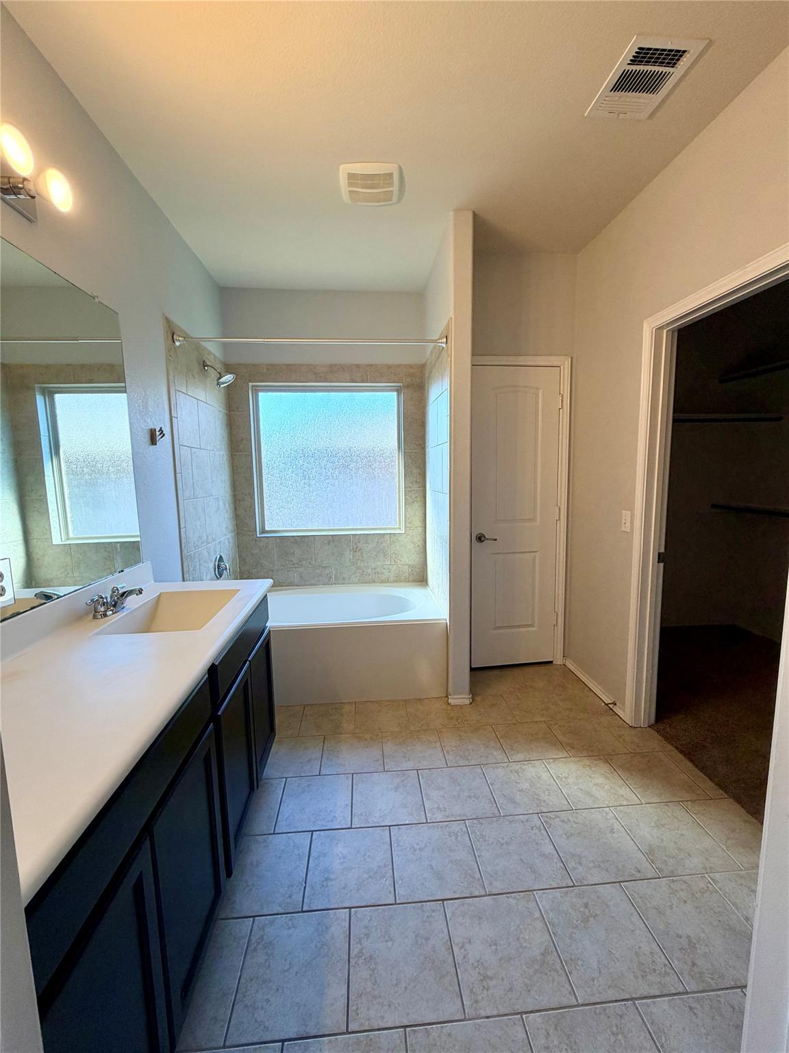 10204 Pinnacle Crest Loop, Austin, TX 78747