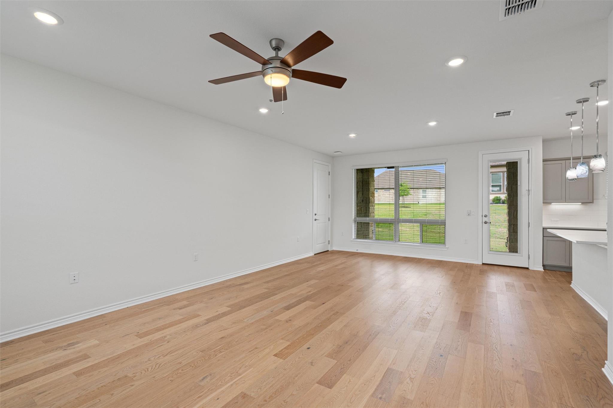 150 Roaming Rock Trl # 101, San Marcos, TX 78666