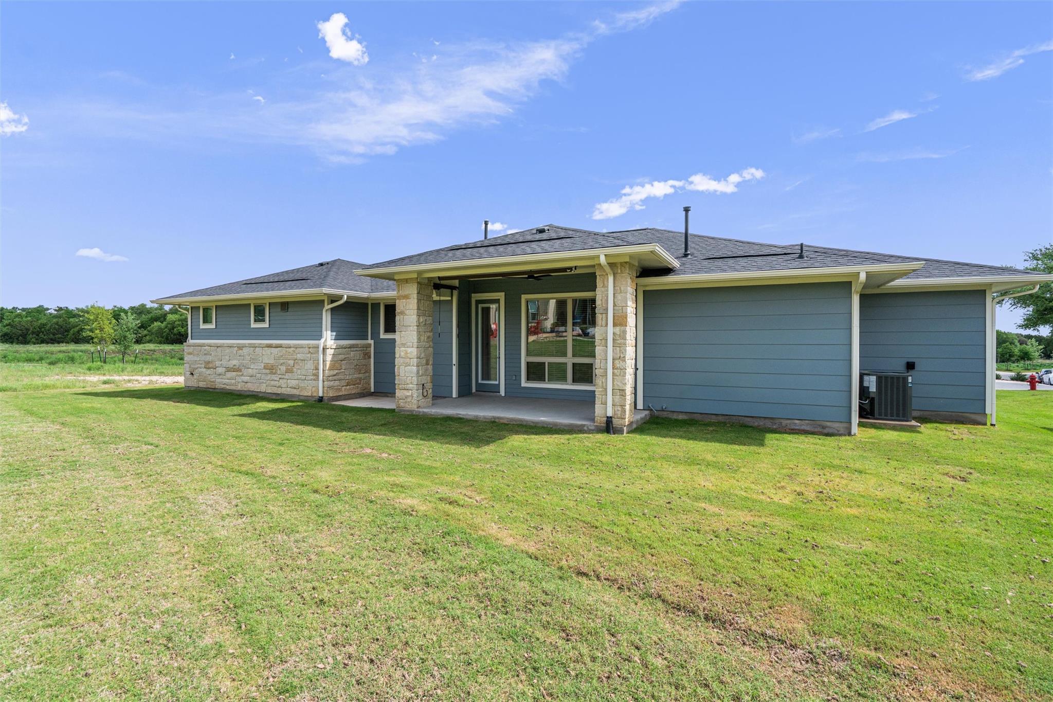 150 Roaming Rock Trl # 101, San Marcos, TX 78666