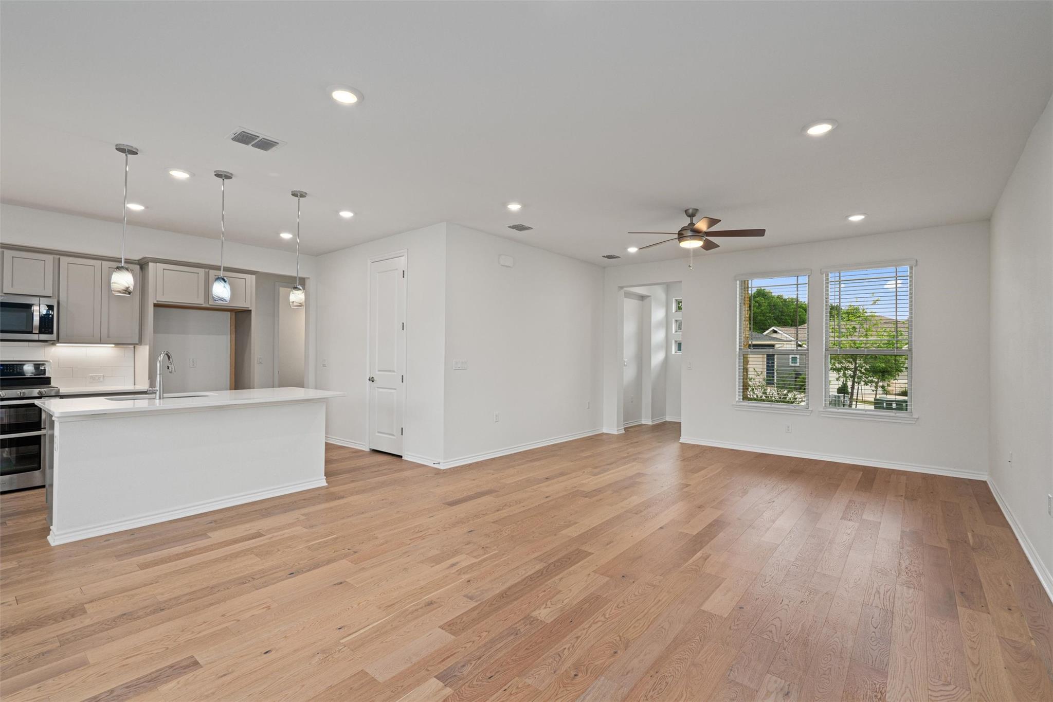 150 Roaming Rock Trl # 101, San Marcos, TX 78666