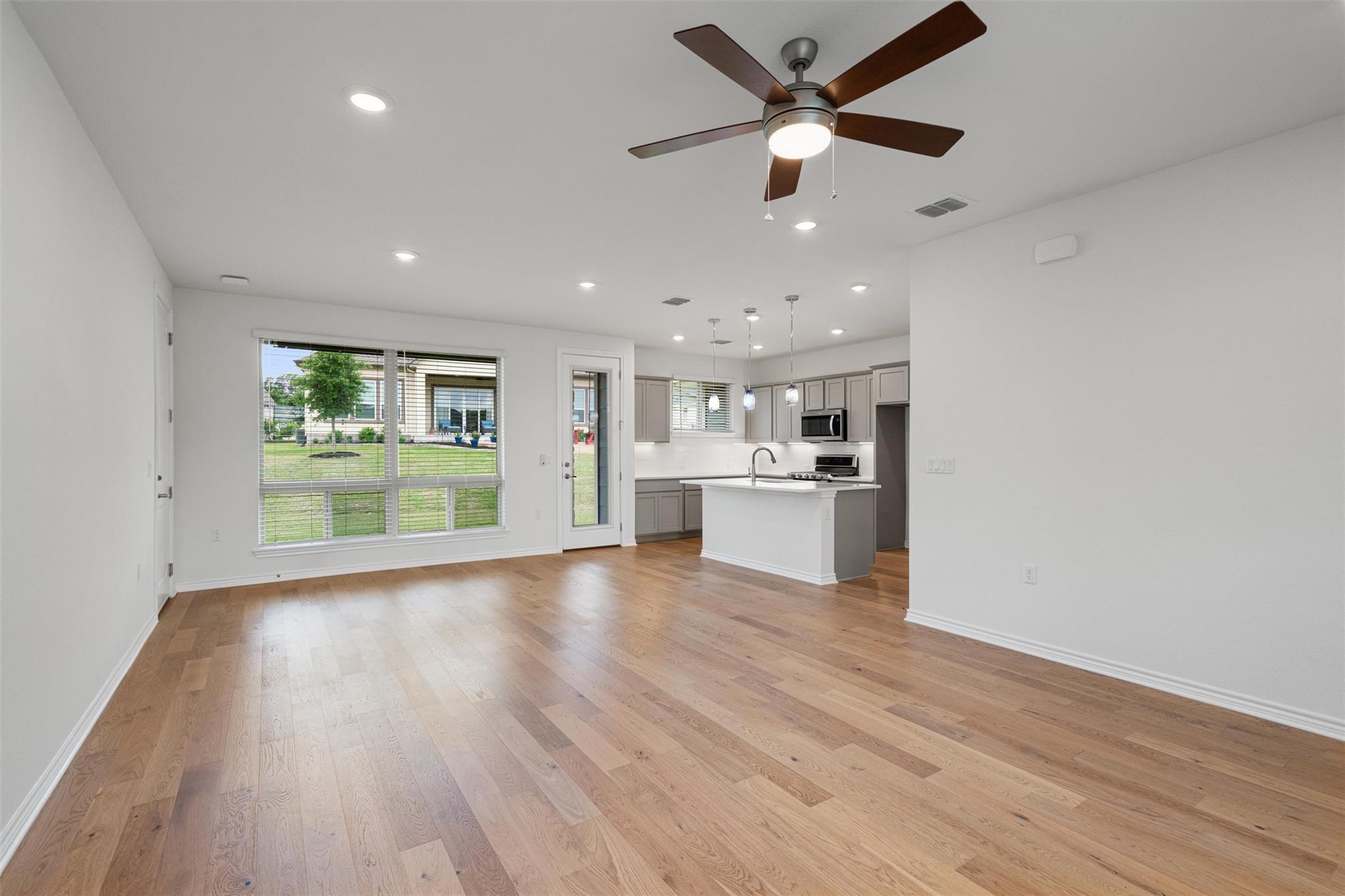 150 Roaming Rock Trl # 101, San Marcos, TX 78666