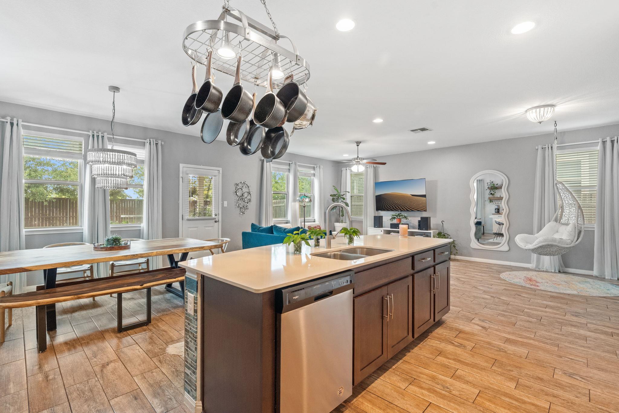 1306 Falconer Way, Austin, TX 78748