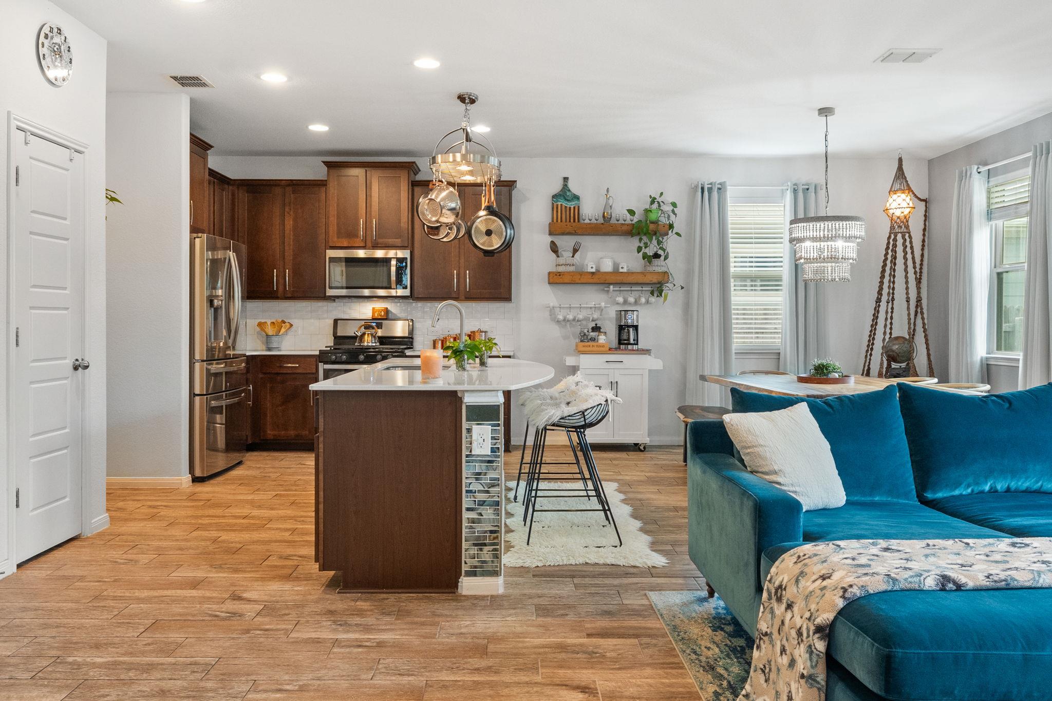 1306 Falconer Way, Austin, TX 78748