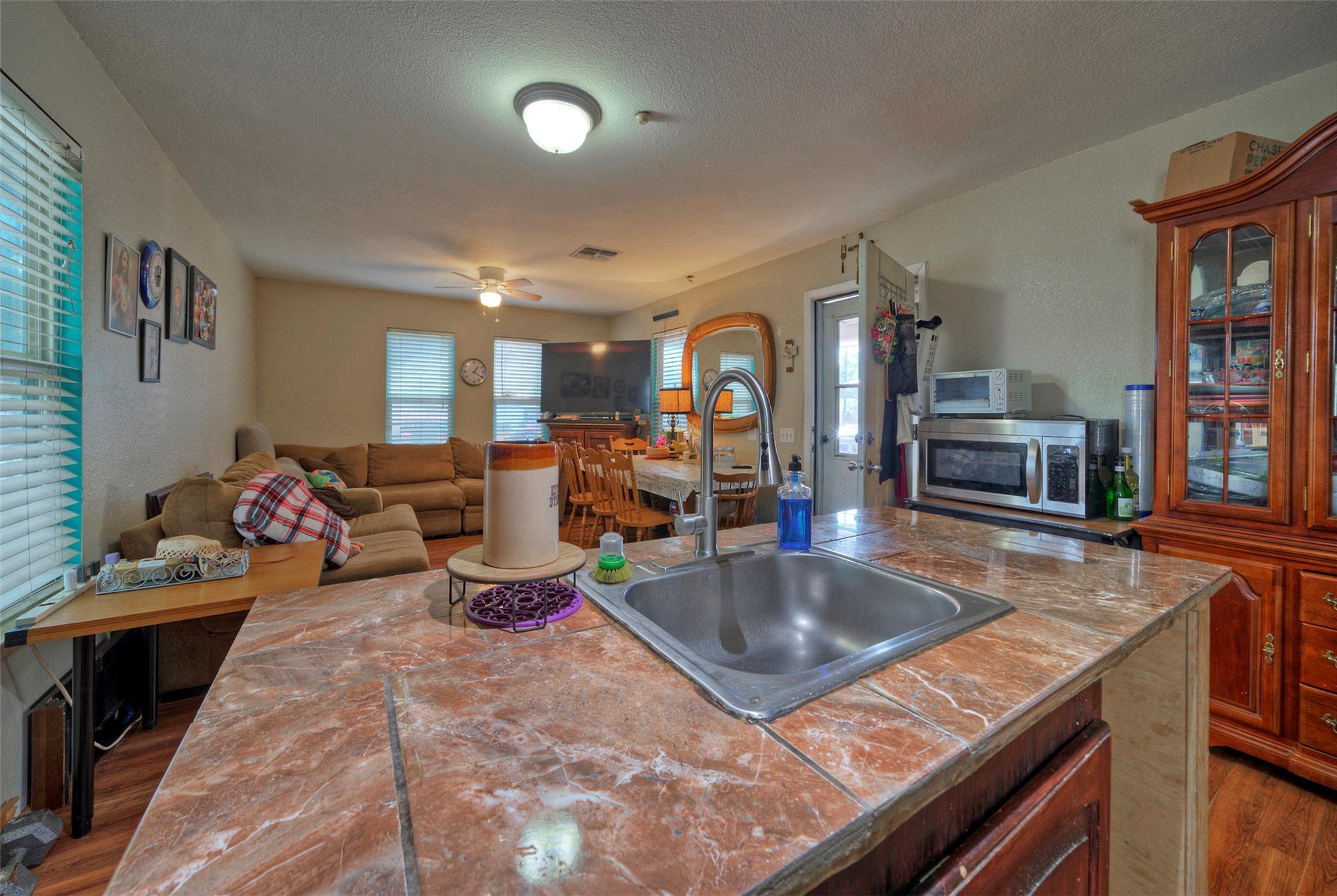 604 Vargas Rd, Austin, TX 78741