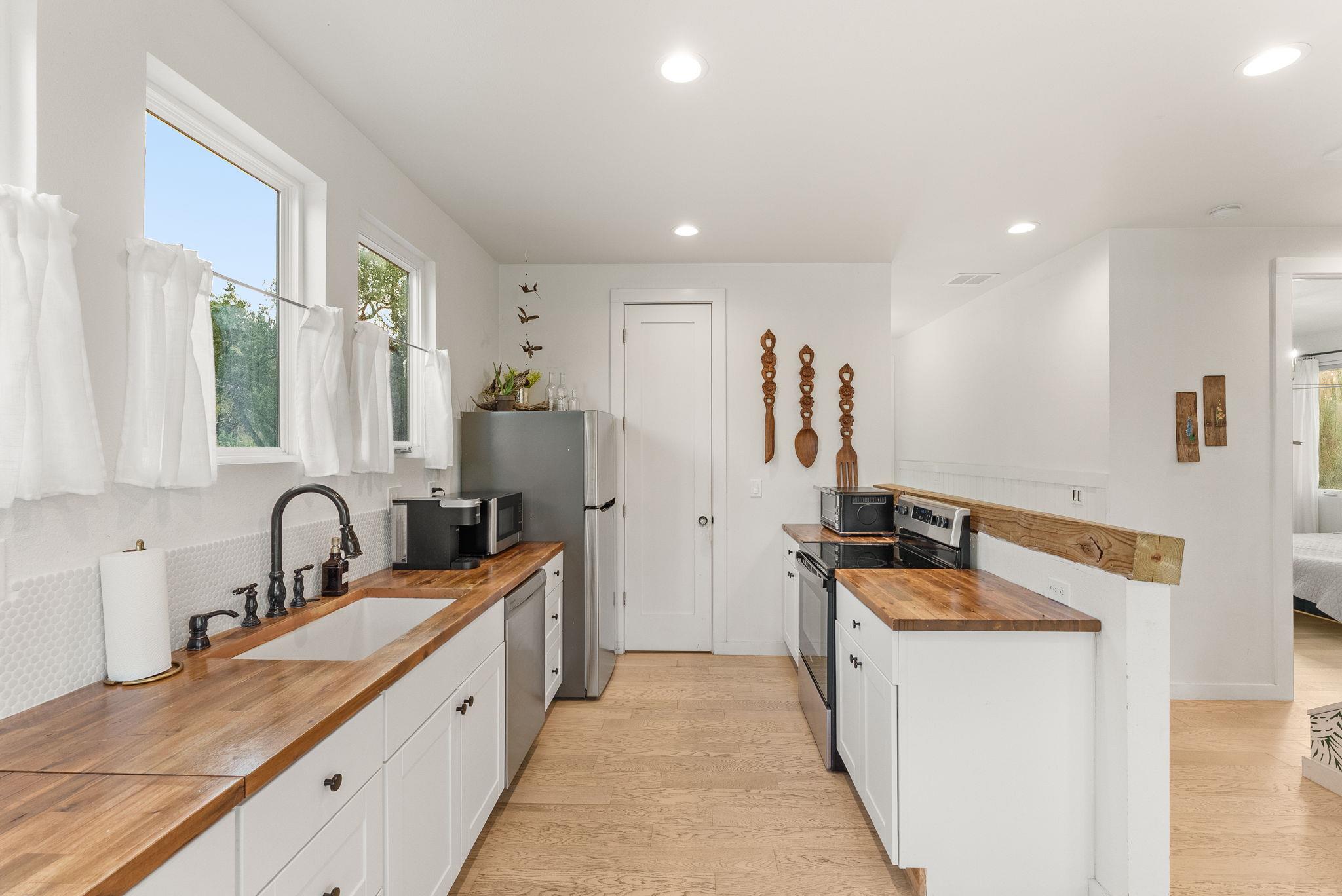 5460 Fm 2325, Wimberley, TX 78676