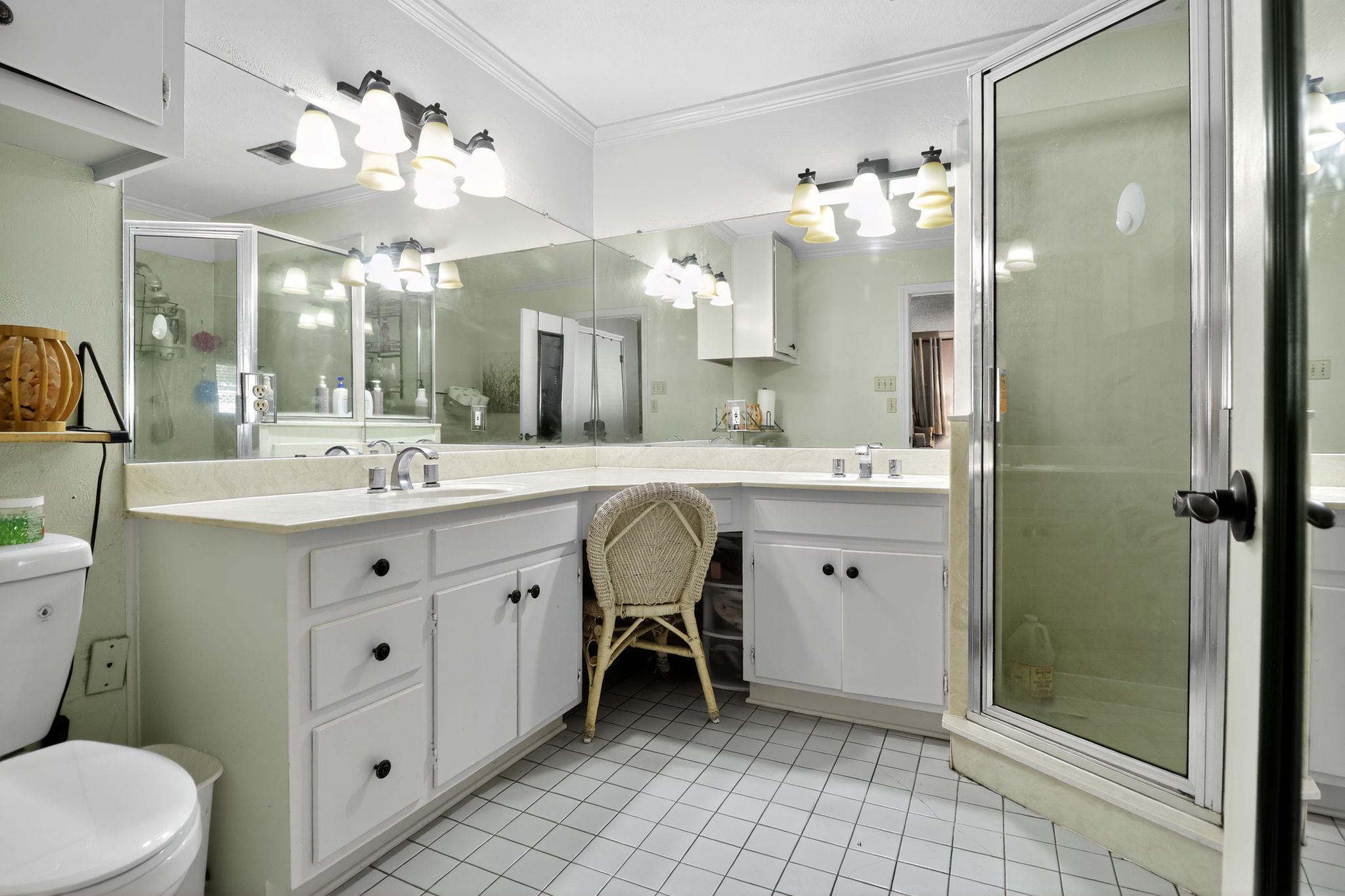 504 Virginia Dr, Round Rock, TX 78664