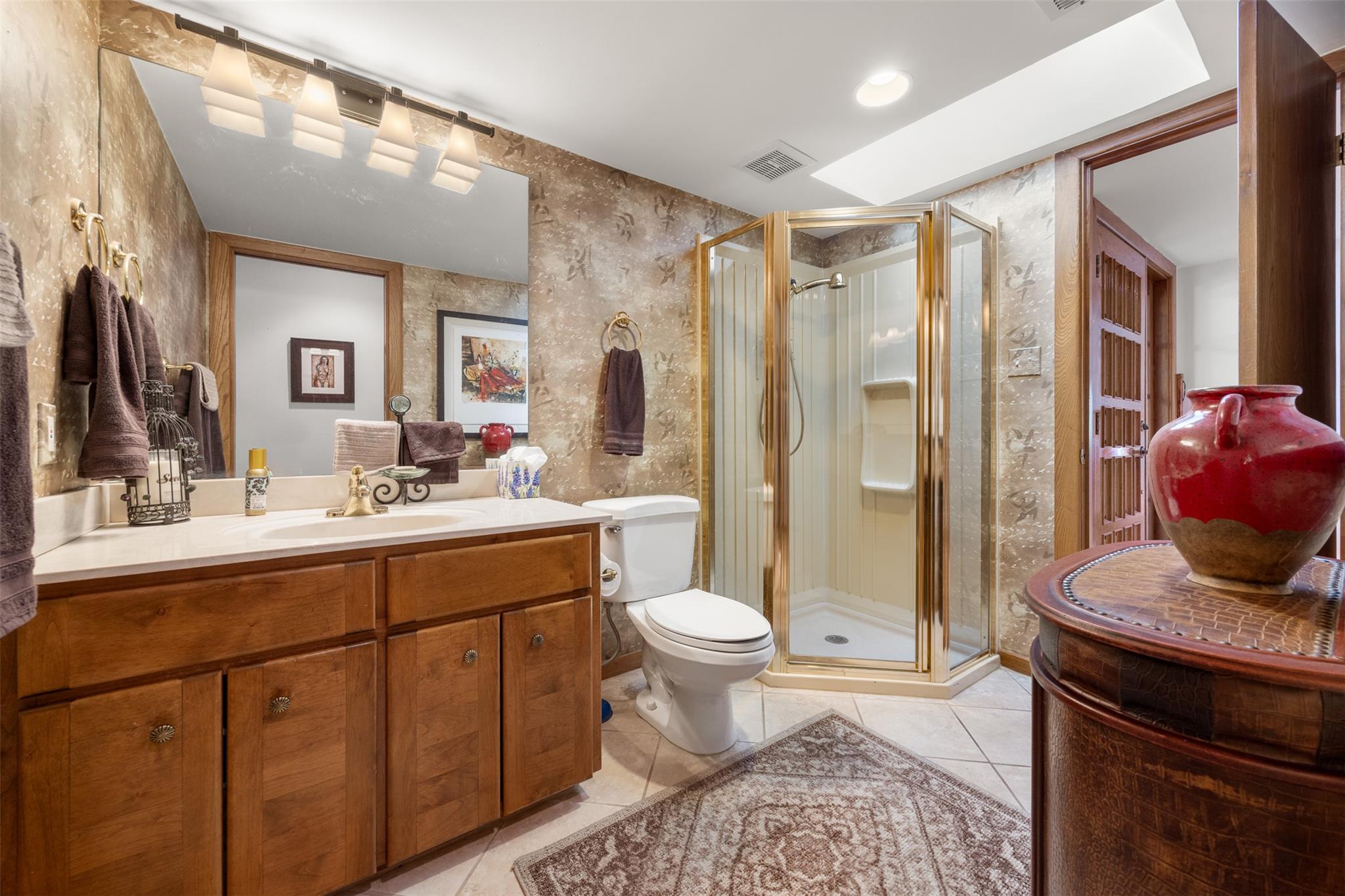 116 W Eagle Dr, The Hills, TX 78738