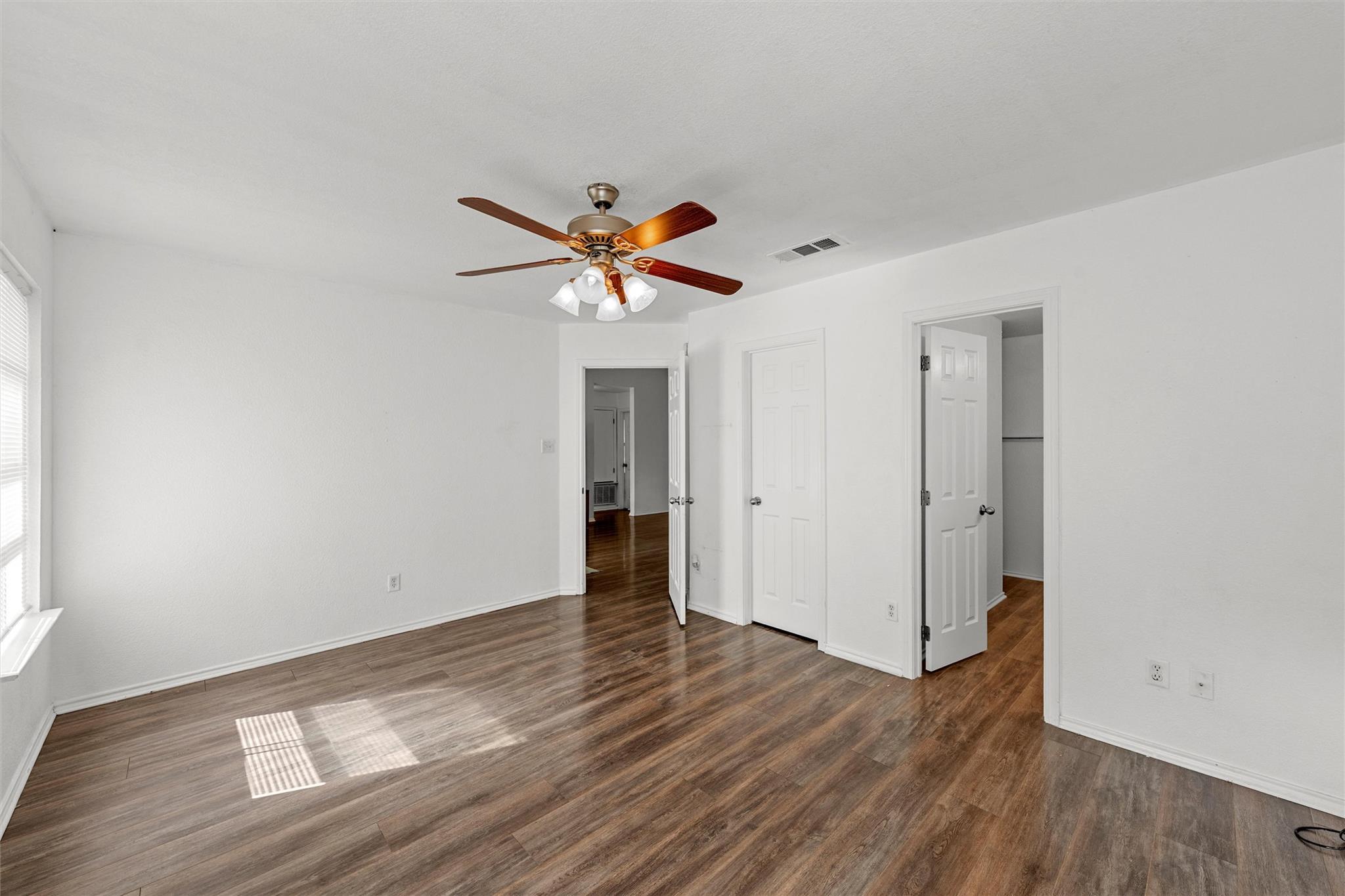 109 Quartz Dr, Jarrell, TX 76537