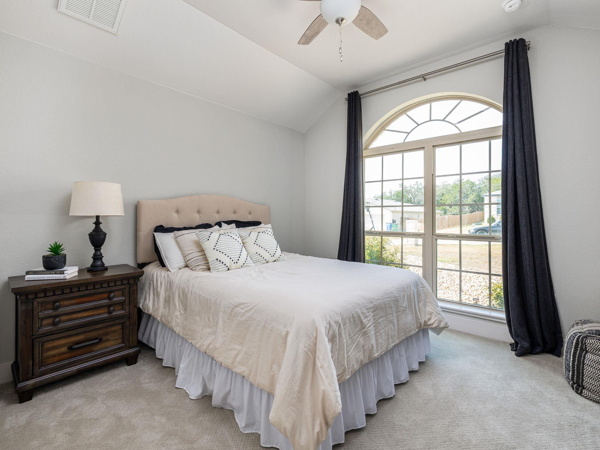 4001 Crockett Ave, Lago Vista, TX 78645