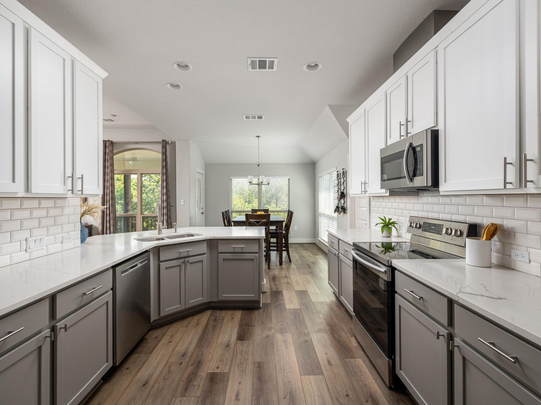 4001 Crockett Ave, Lago Vista, TX 78645