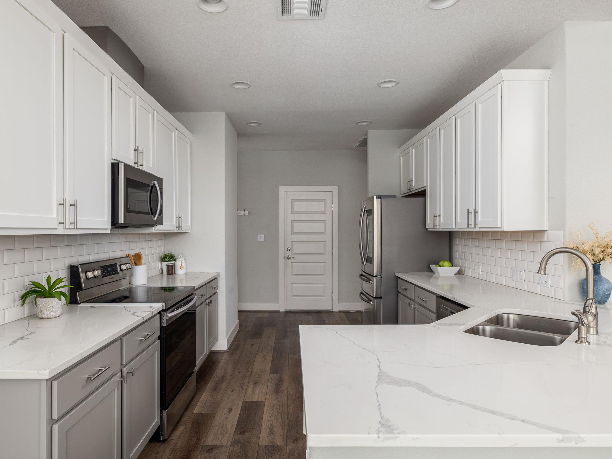 4001 Crockett Ave, Lago Vista, TX 78645