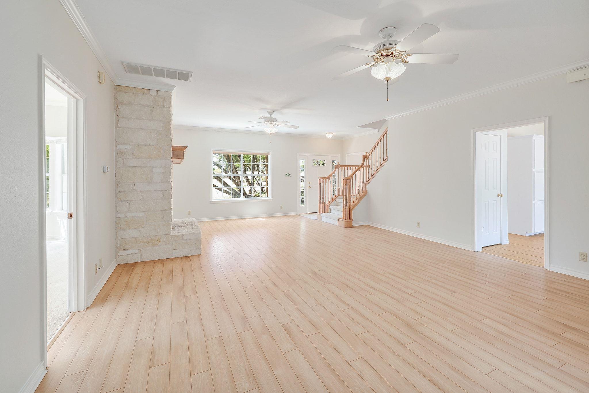 300 Rock House Dr, Liberty Hill, TX 78642