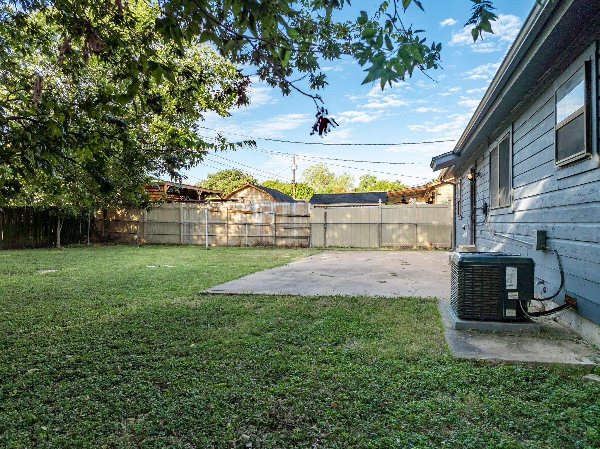 2806 Live Oak Dr, Copperas Cove, TX 76522