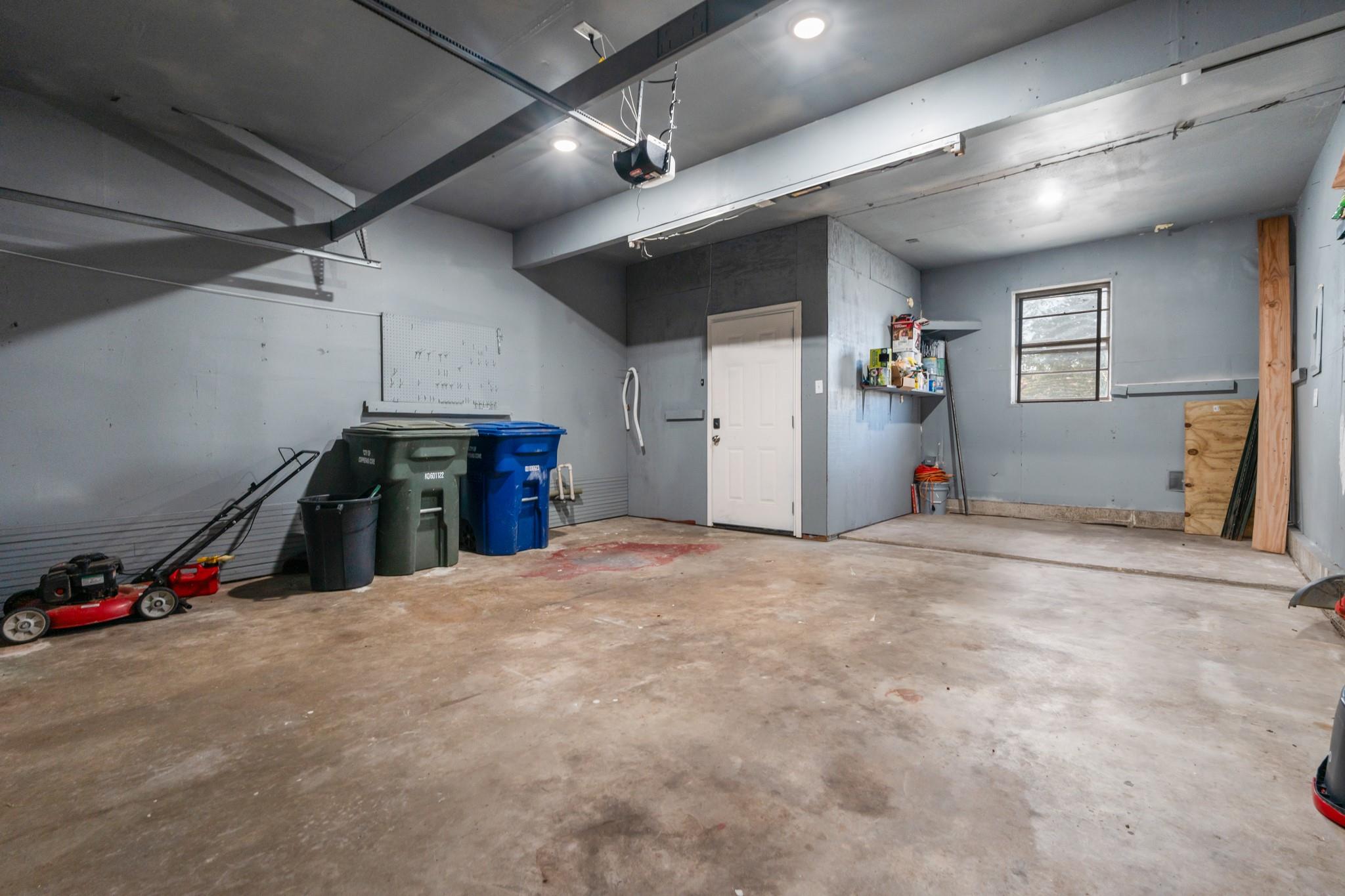 2806 Live Oak Dr, Copperas Cove, TX 76522