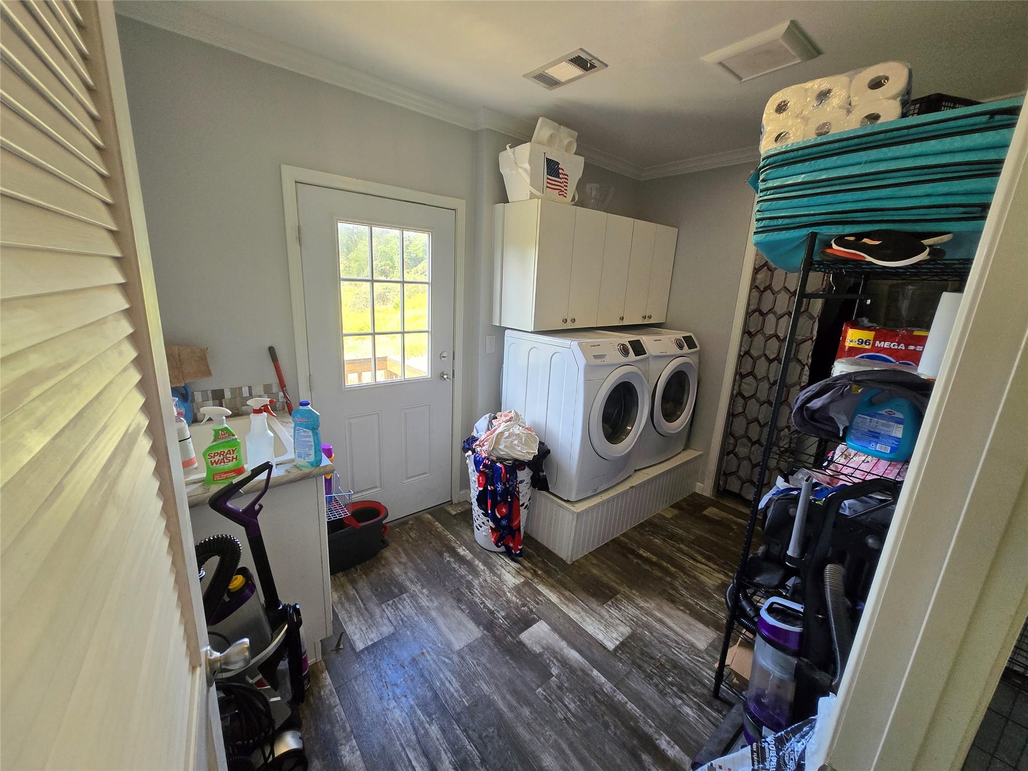 6921 Fm 1624, Lexington, TX 78947