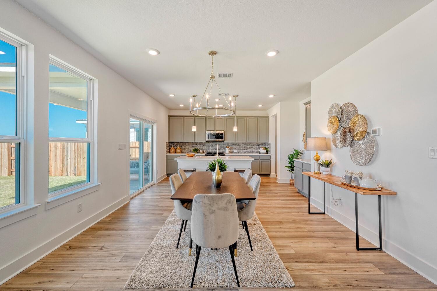 141 Sincere Dr, Kyle, TX 78640