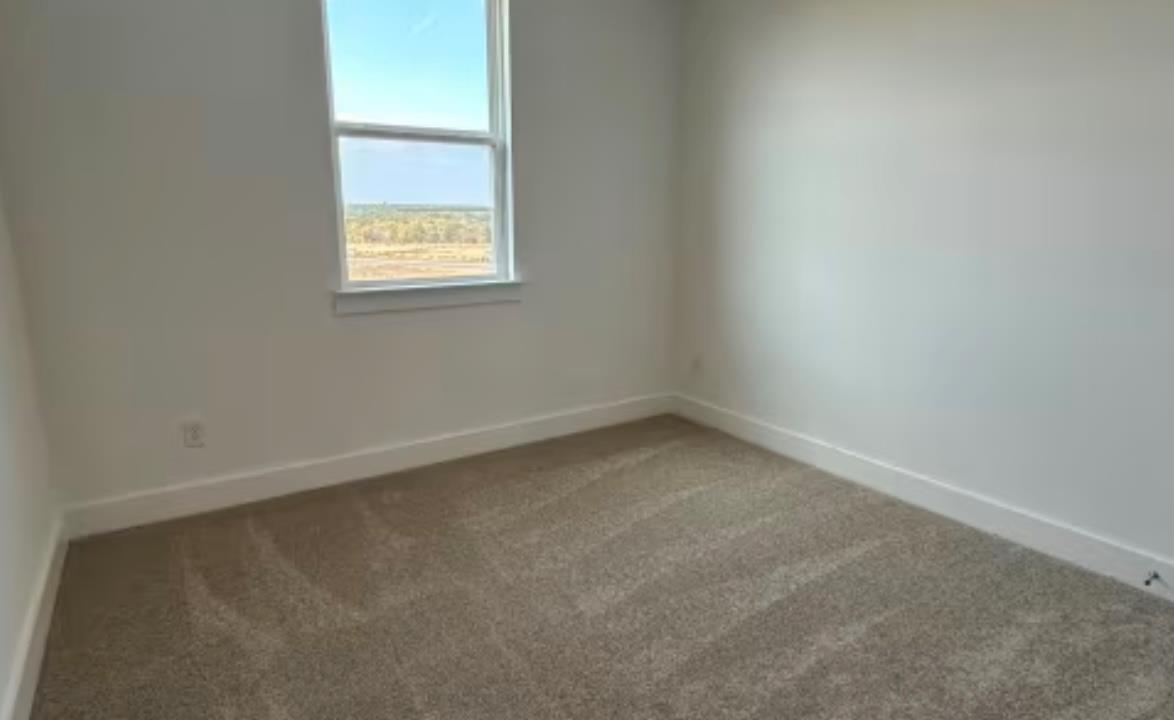 141 Sincere Dr, Kyle, TX 78640