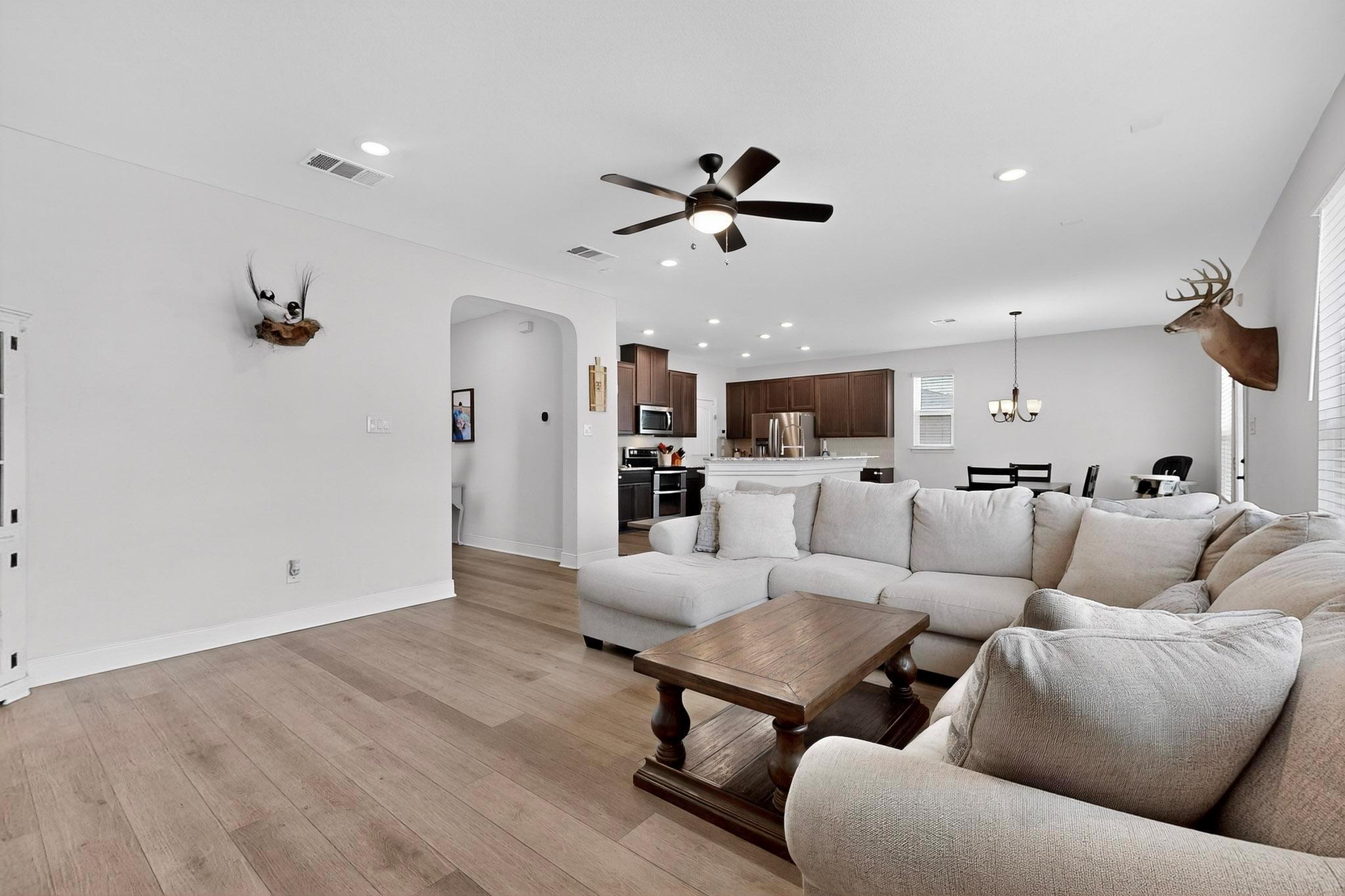 186 Azure Cv, Kyle, TX 78640