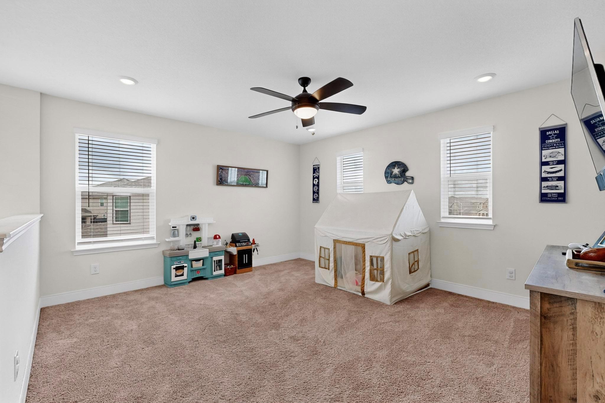 186 Azure Cv, Kyle, TX 78640