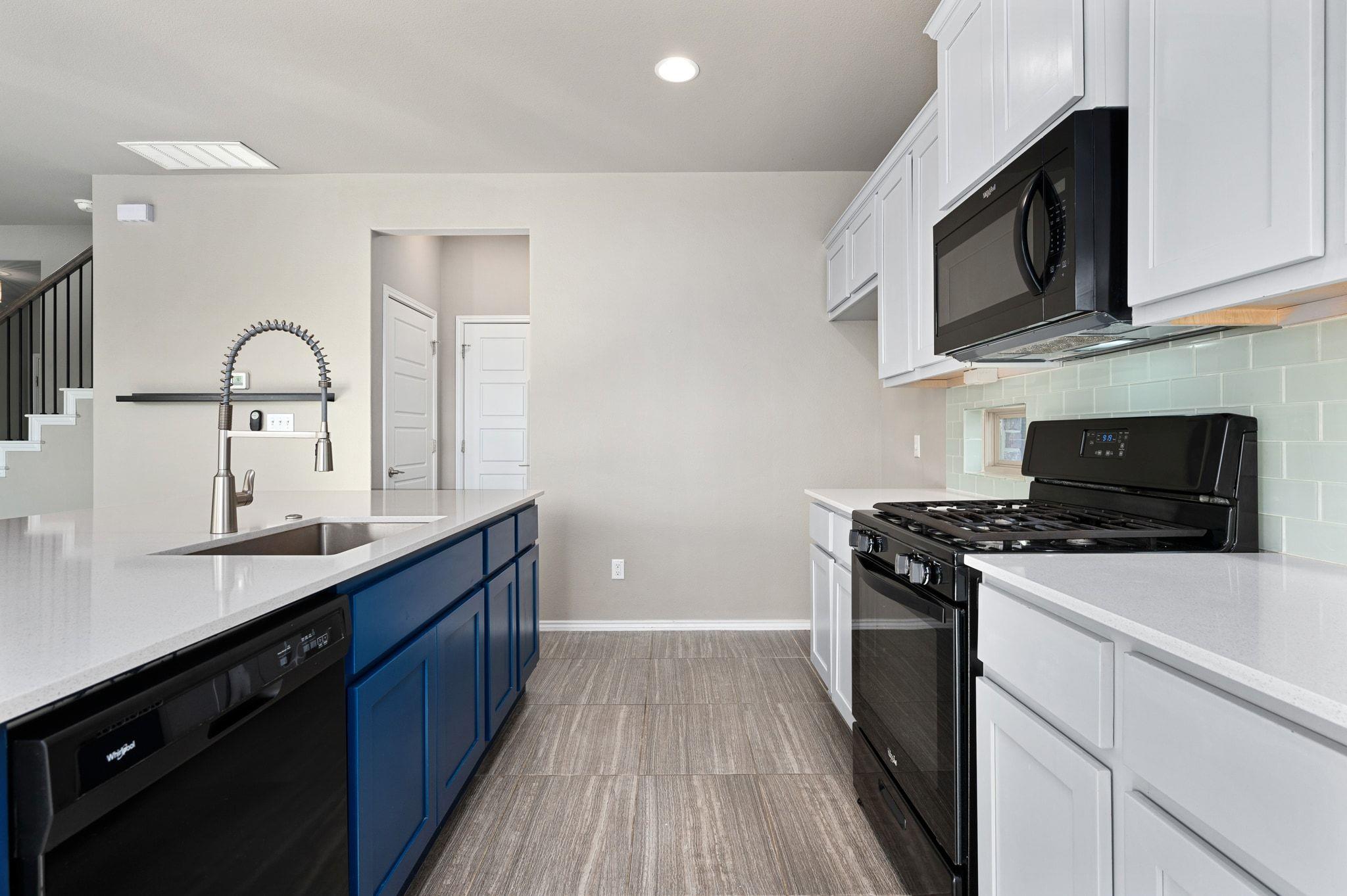 3651 Sandy Brook Dr # 229, Round Rock, TX 78665