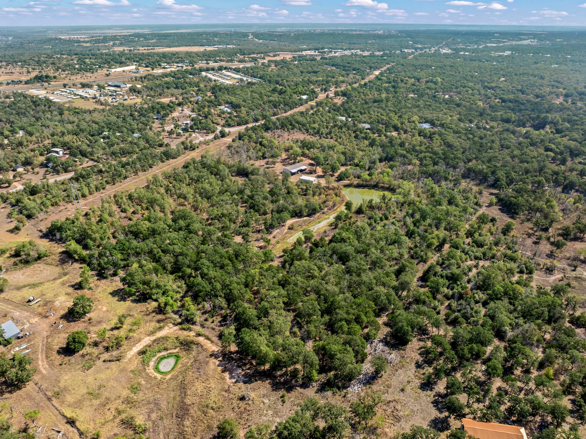 454 Leisure Ln, Cedar Creek, TX 78612