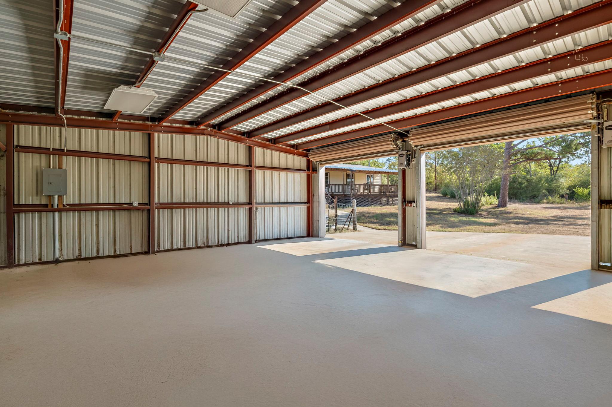 454 Leisure Ln, Cedar Creek, TX 78612