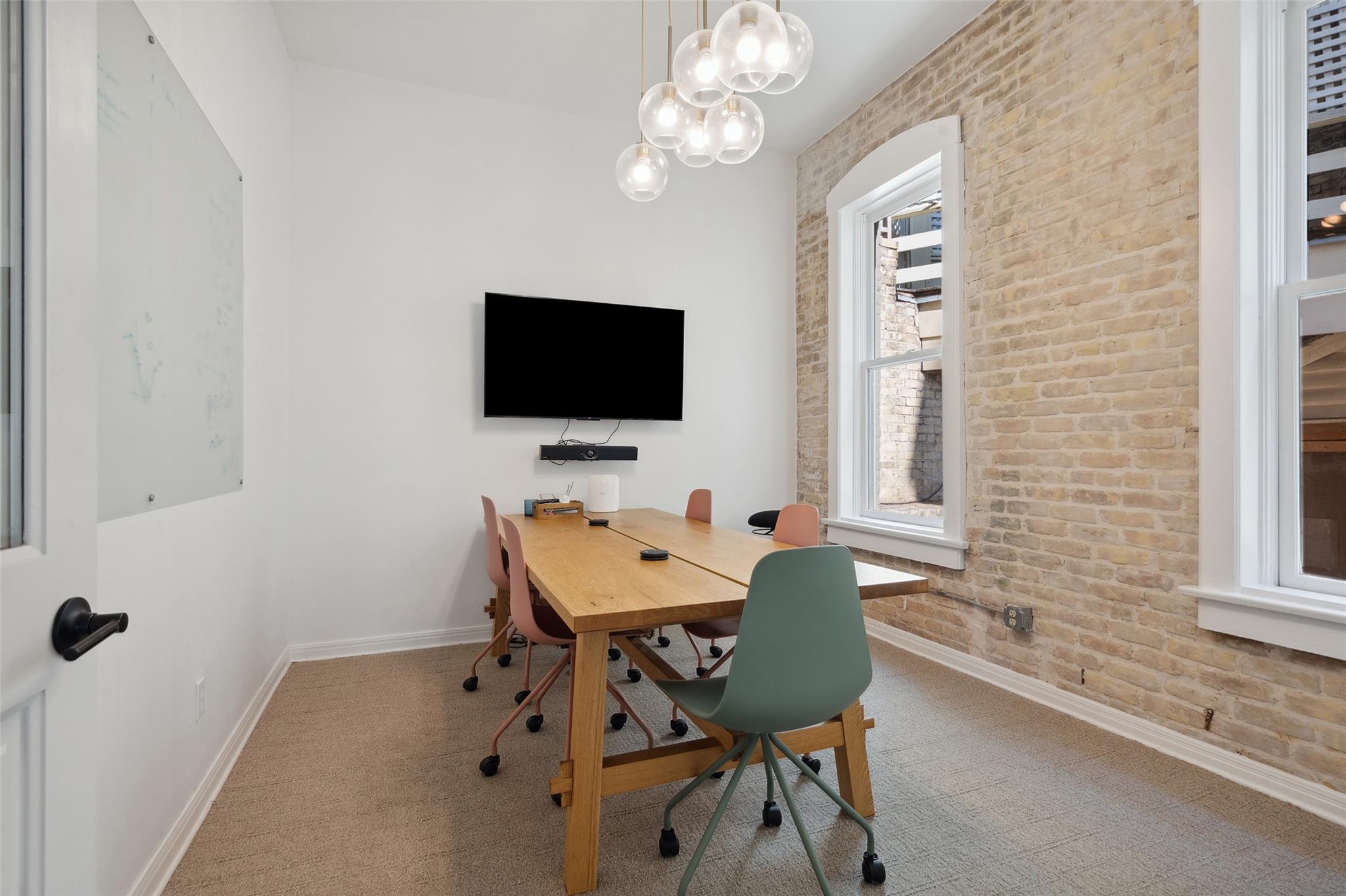 702 San Antonio St, Austin, TX 78701