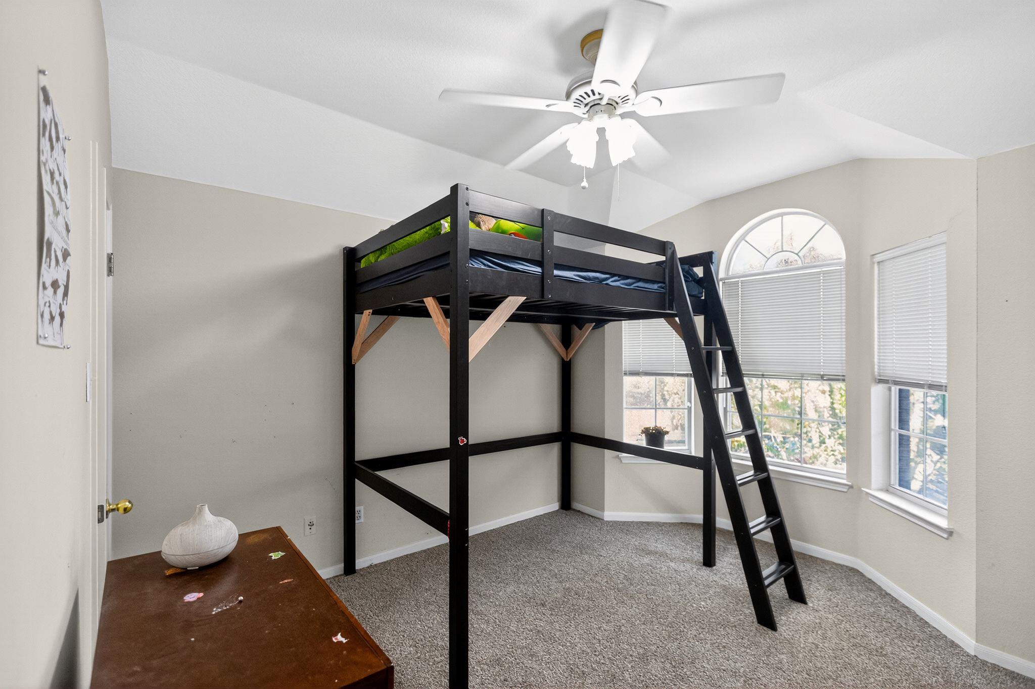 106 Reinhardt Ct, Georgetown, TX 78626