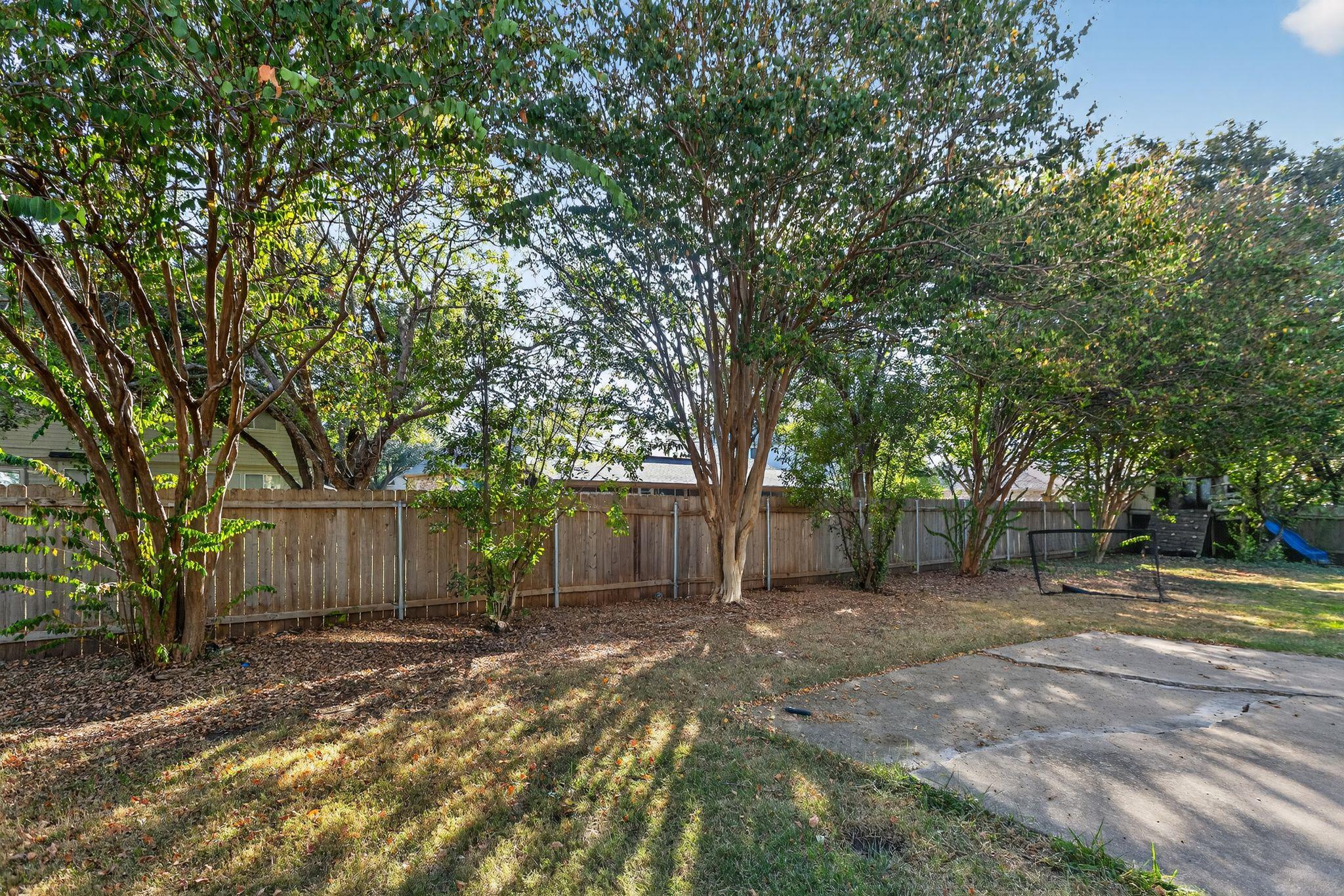 106 Reinhardt Ct, Georgetown, TX 78626